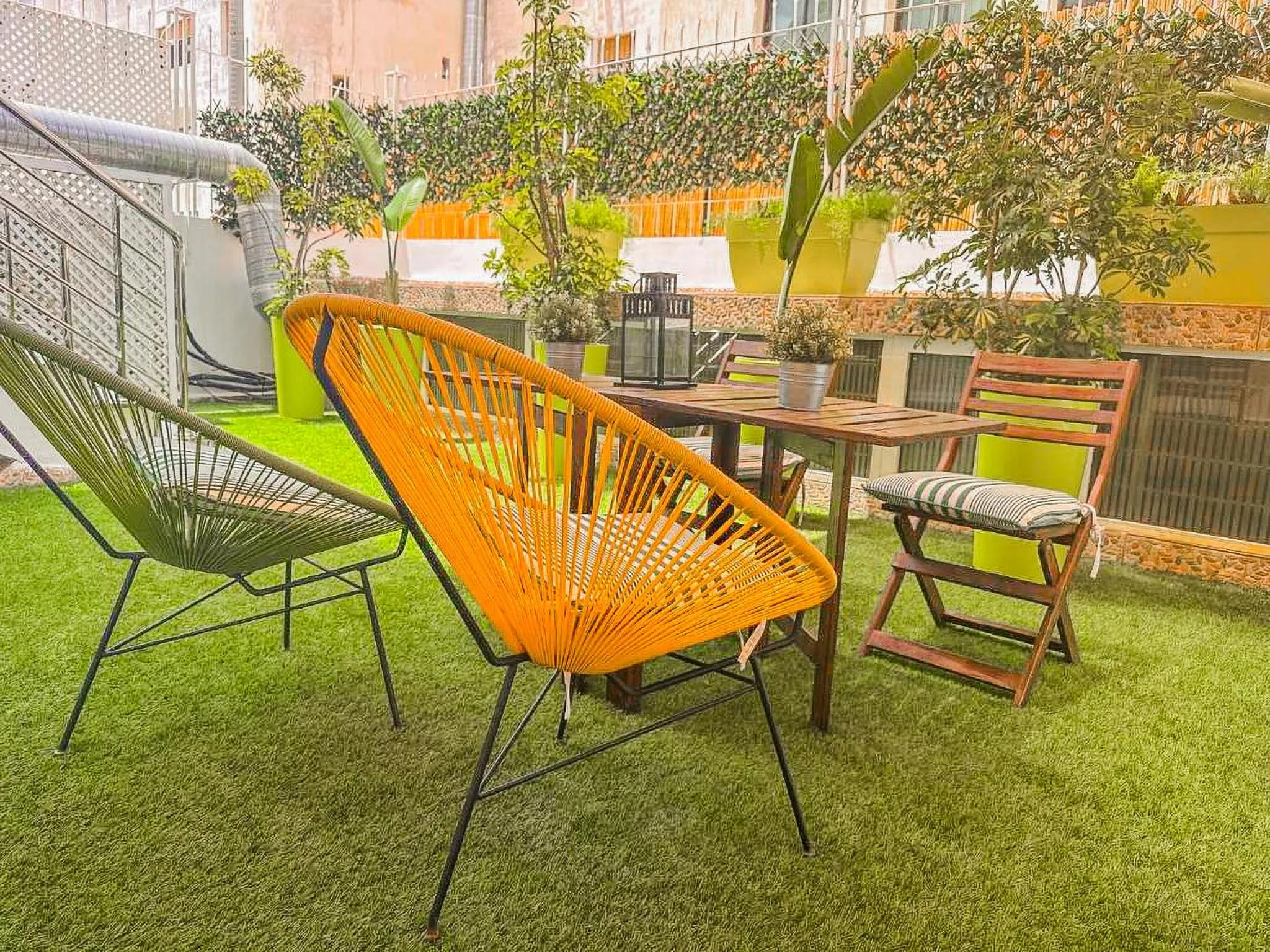 Patio in RENT-INN Suites Hotel