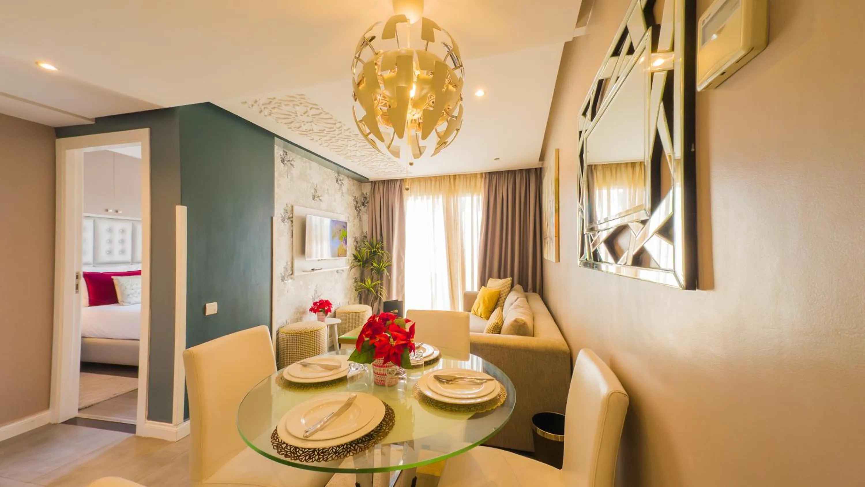 Living room in RENT-INN Suites Hotel