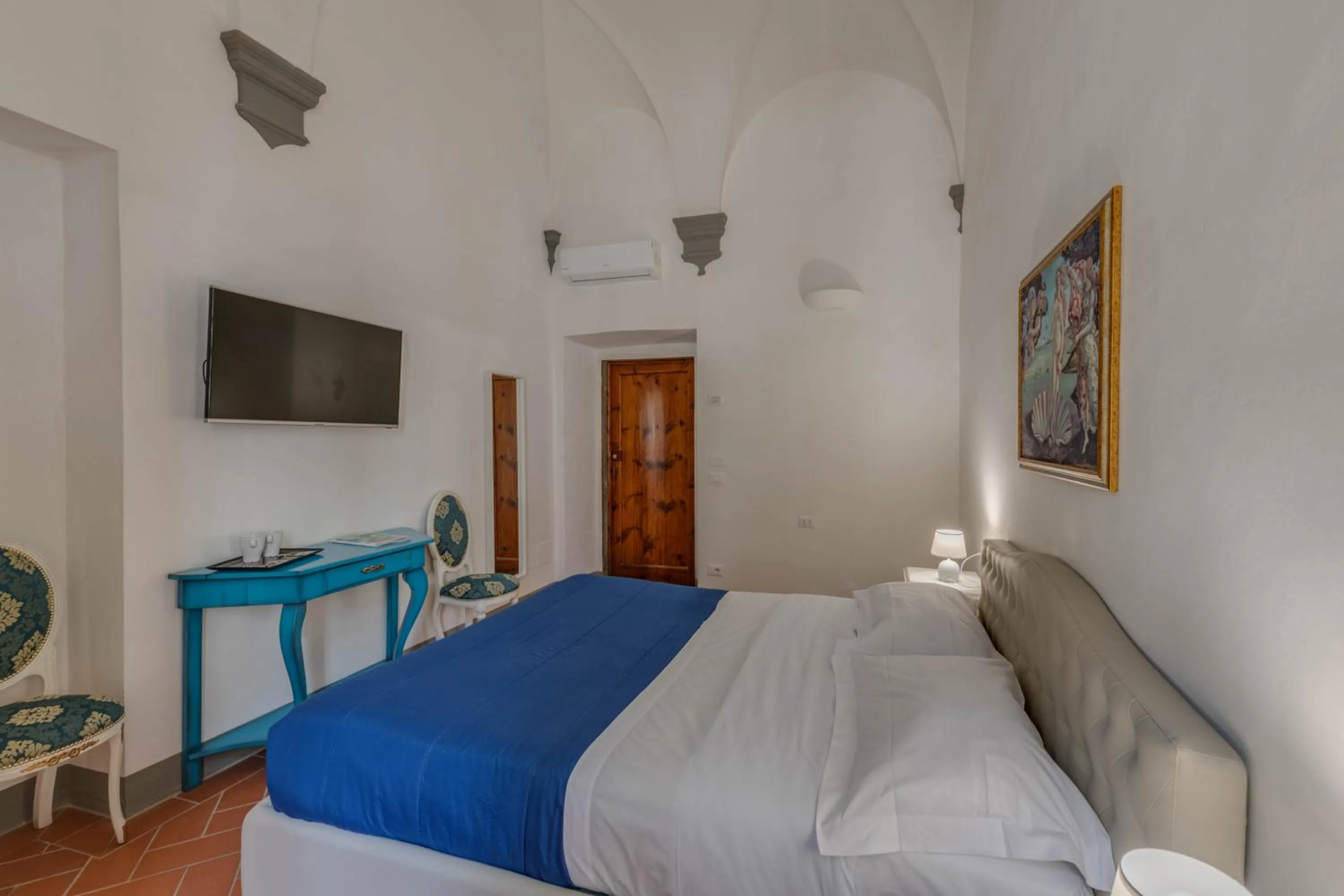 Bedroom, Bed in Residenza d'Epoca Galleria dell'Accademia