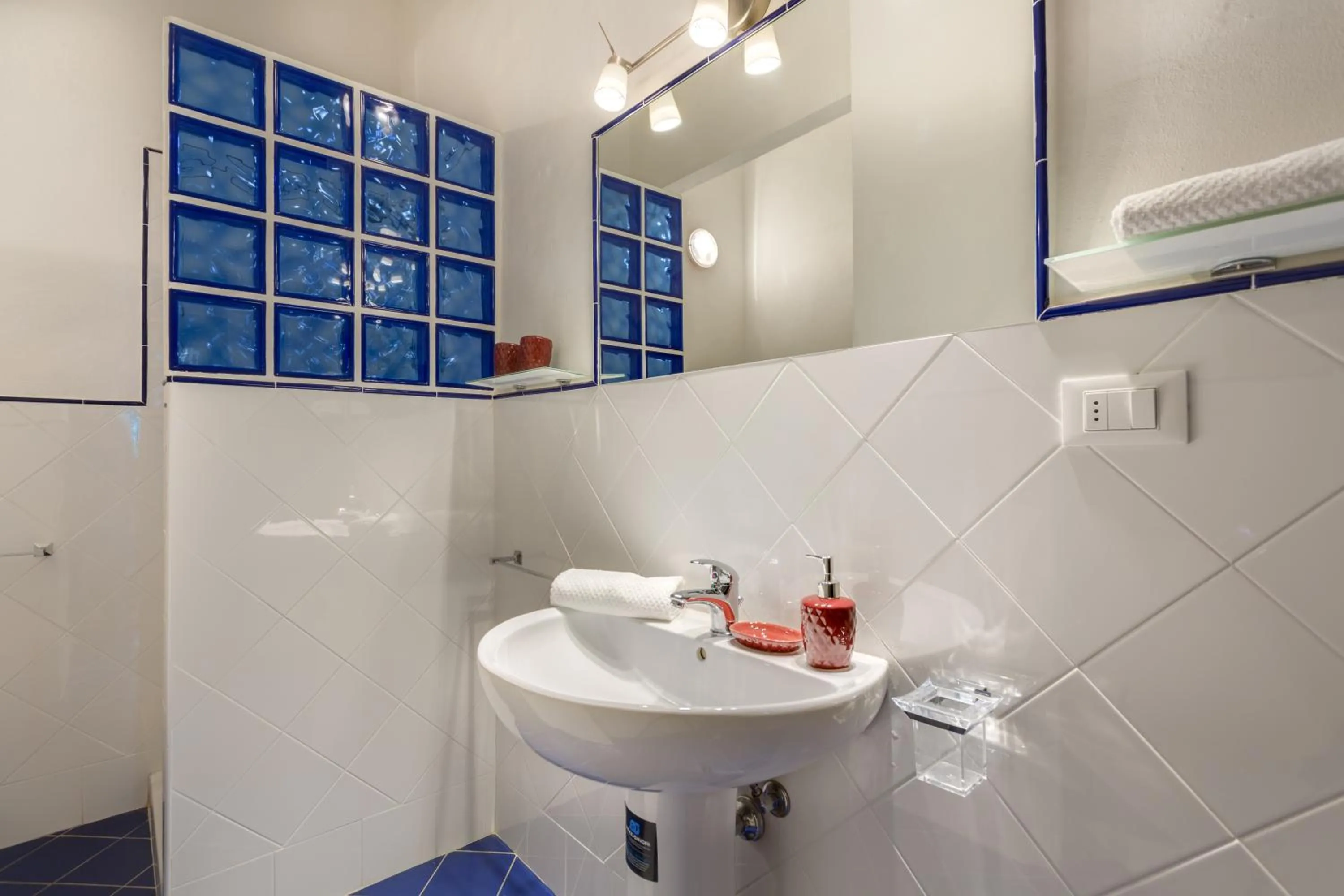 Shower in Residenza d'Epoca Galleria dell'Accademia