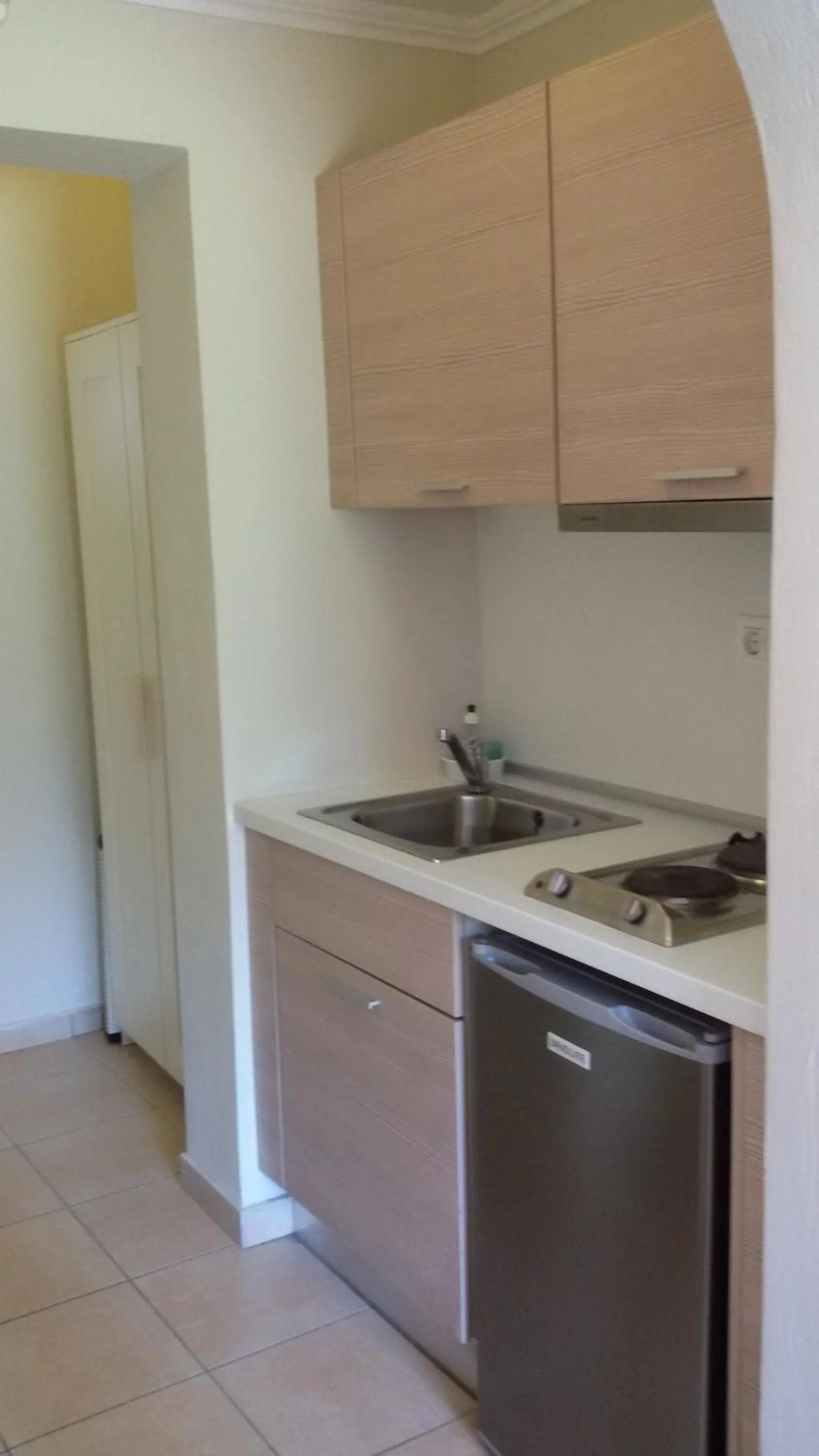 Kitchen or kitchenette in Shambala Apartments