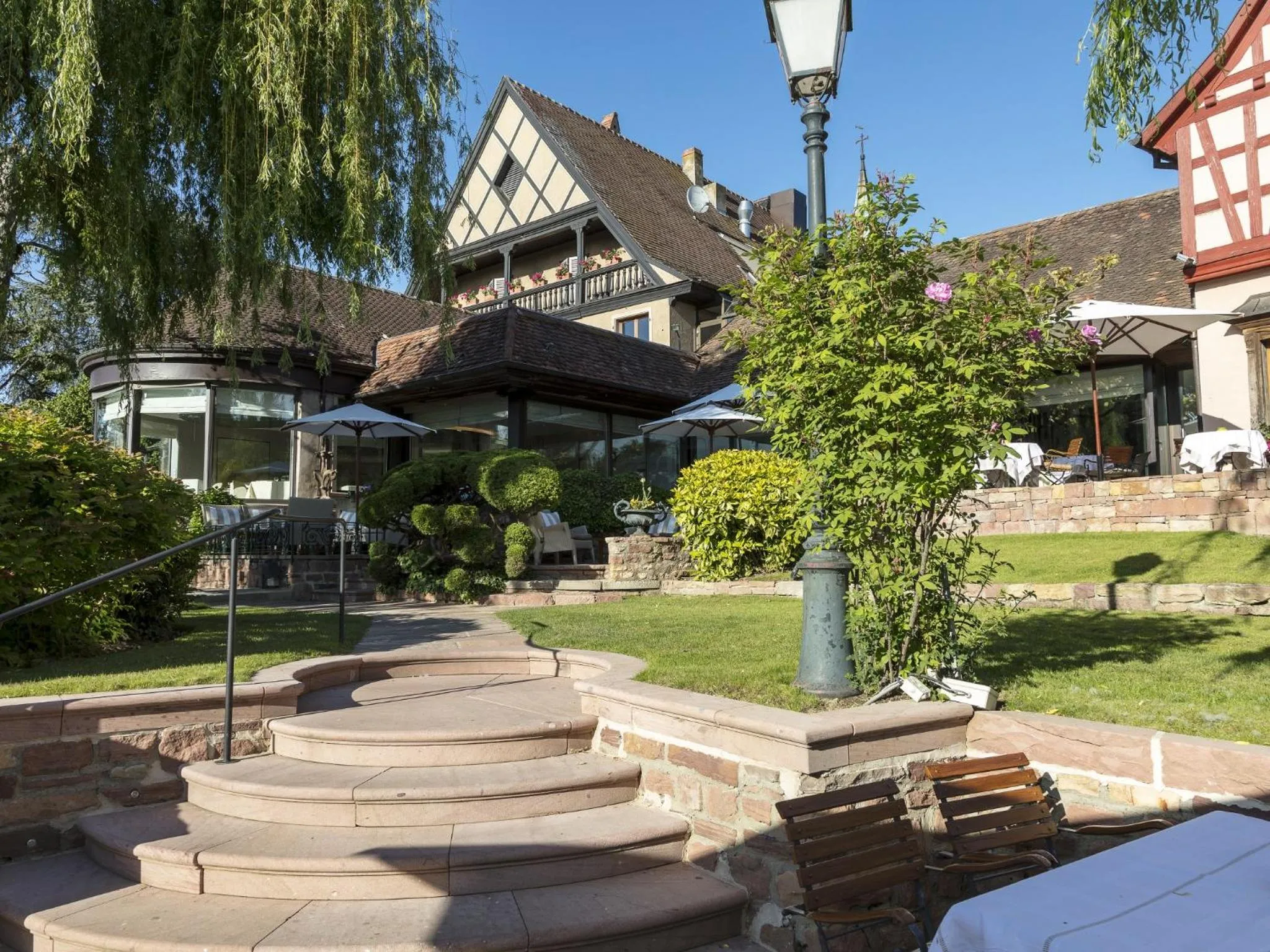 Patio in Hotel des Berges, Restaurant Gastronomique & Spa