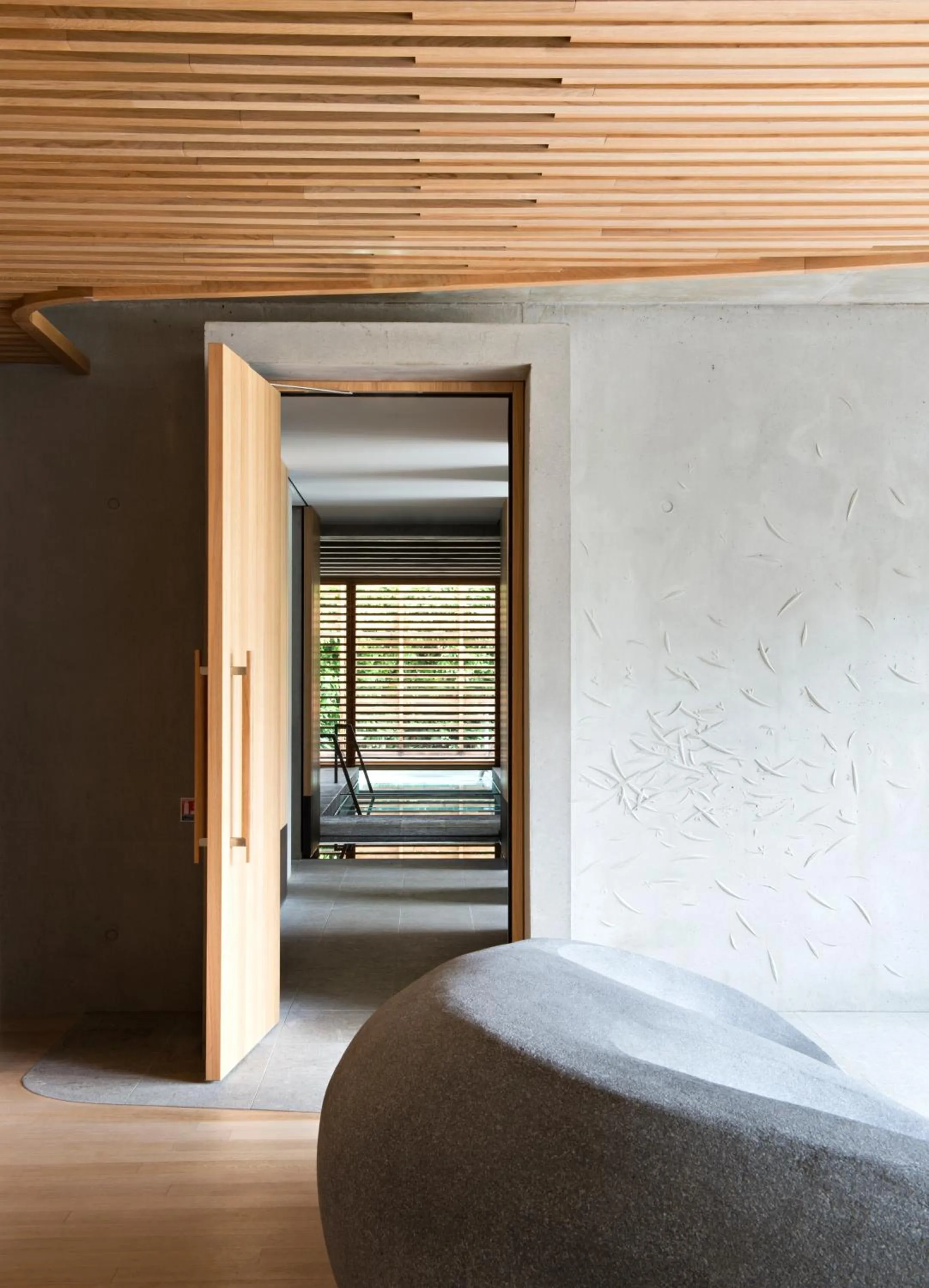 Hot Spring Bath in Hotel des Berges, Restaurant Gastronomique & Spa