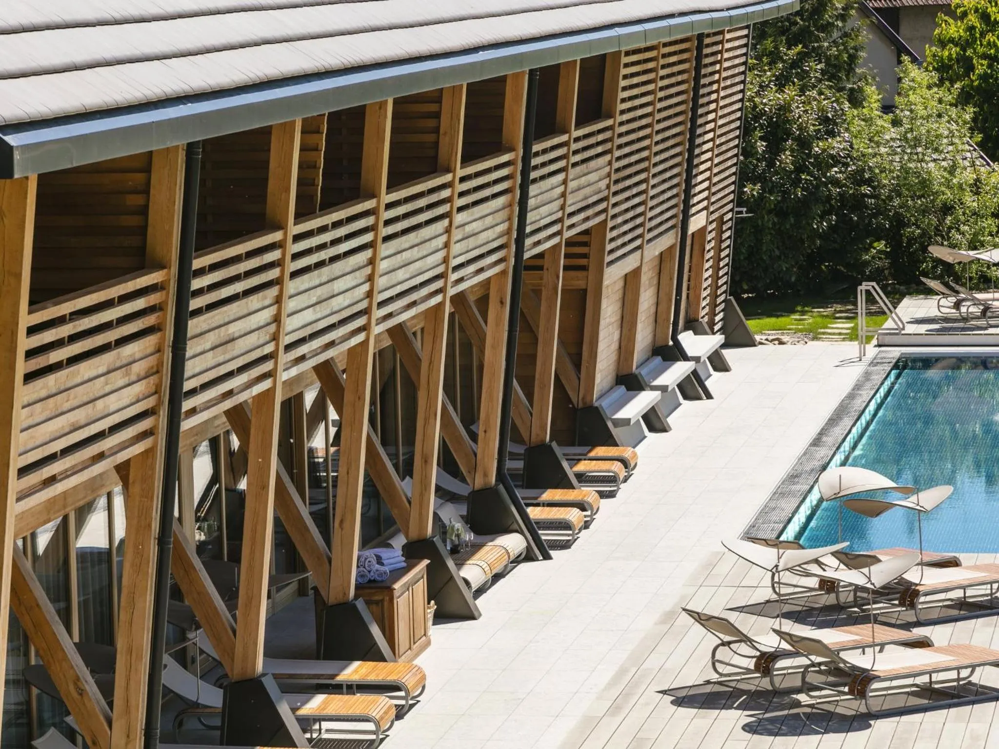 Patio in Hotel des Berges, Restaurant Gastronomique & Spa