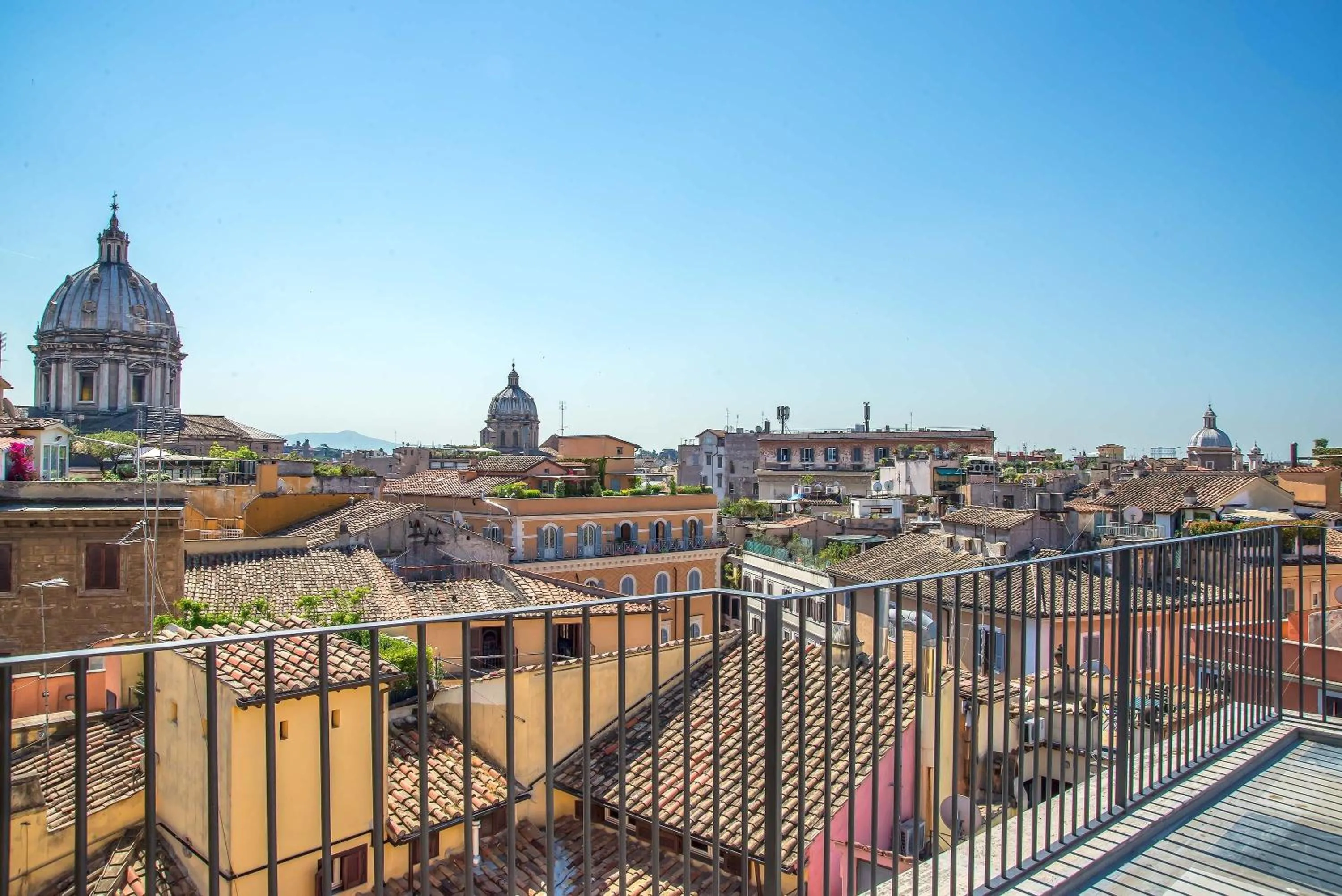 City view in Hotel Damaso