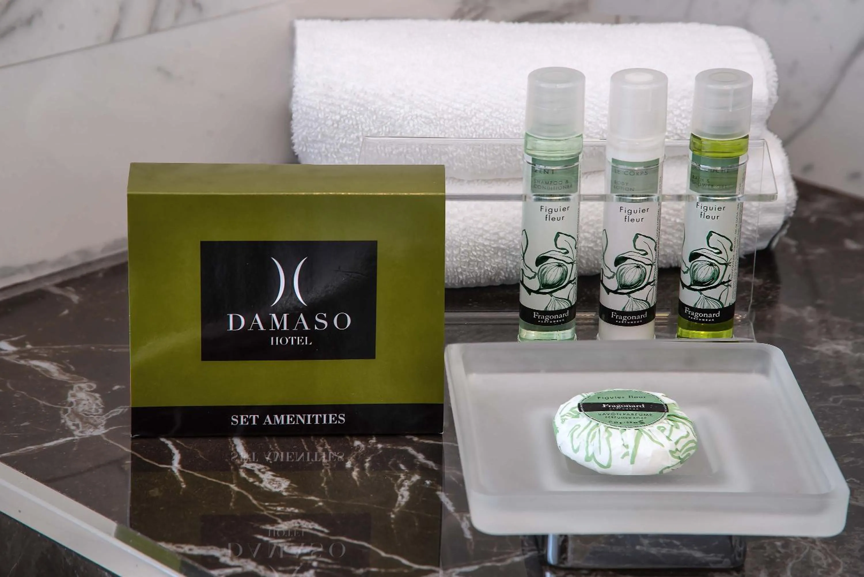 Bathroom in Hotel Damaso