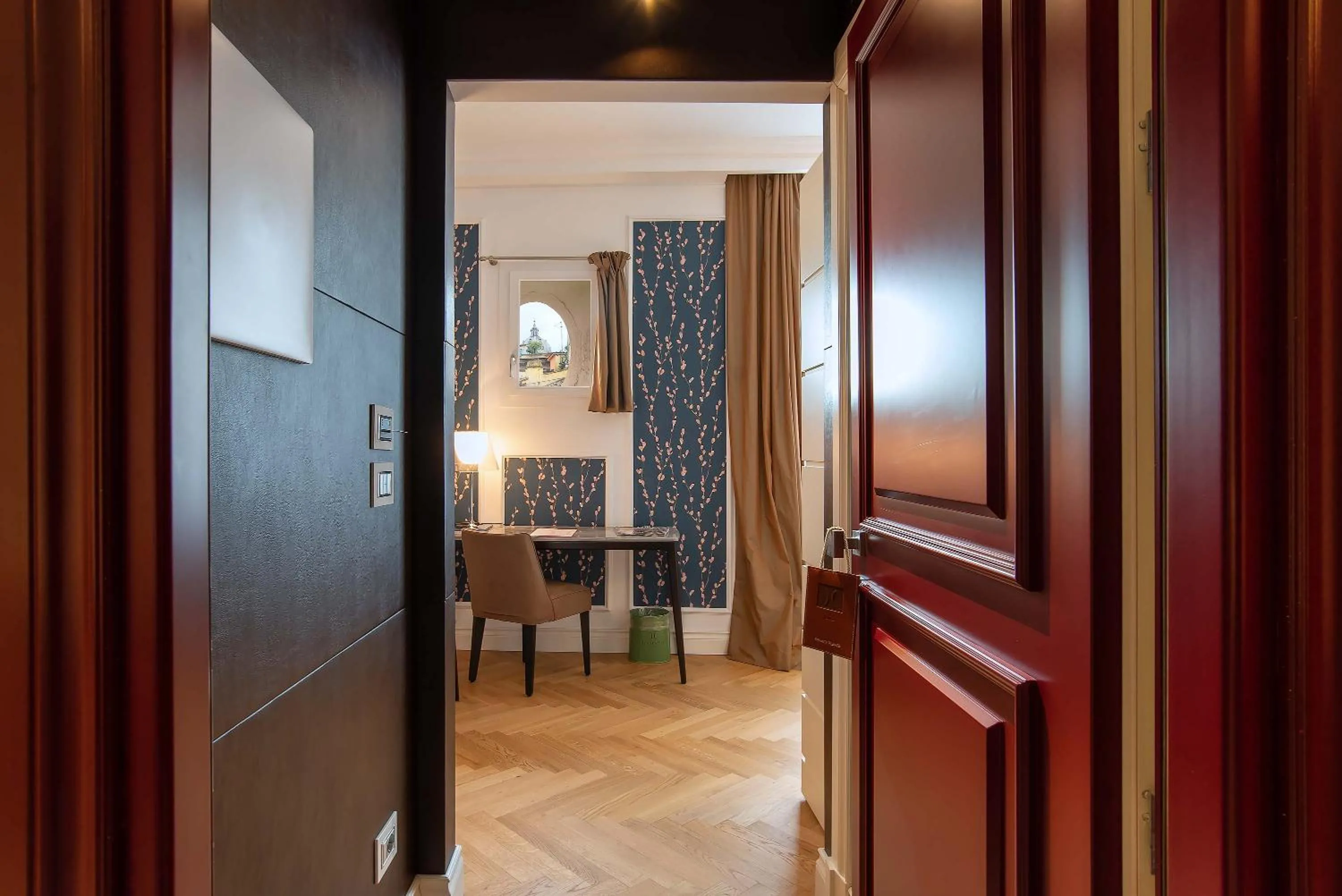 Photo of the whole room in Hotel Damaso