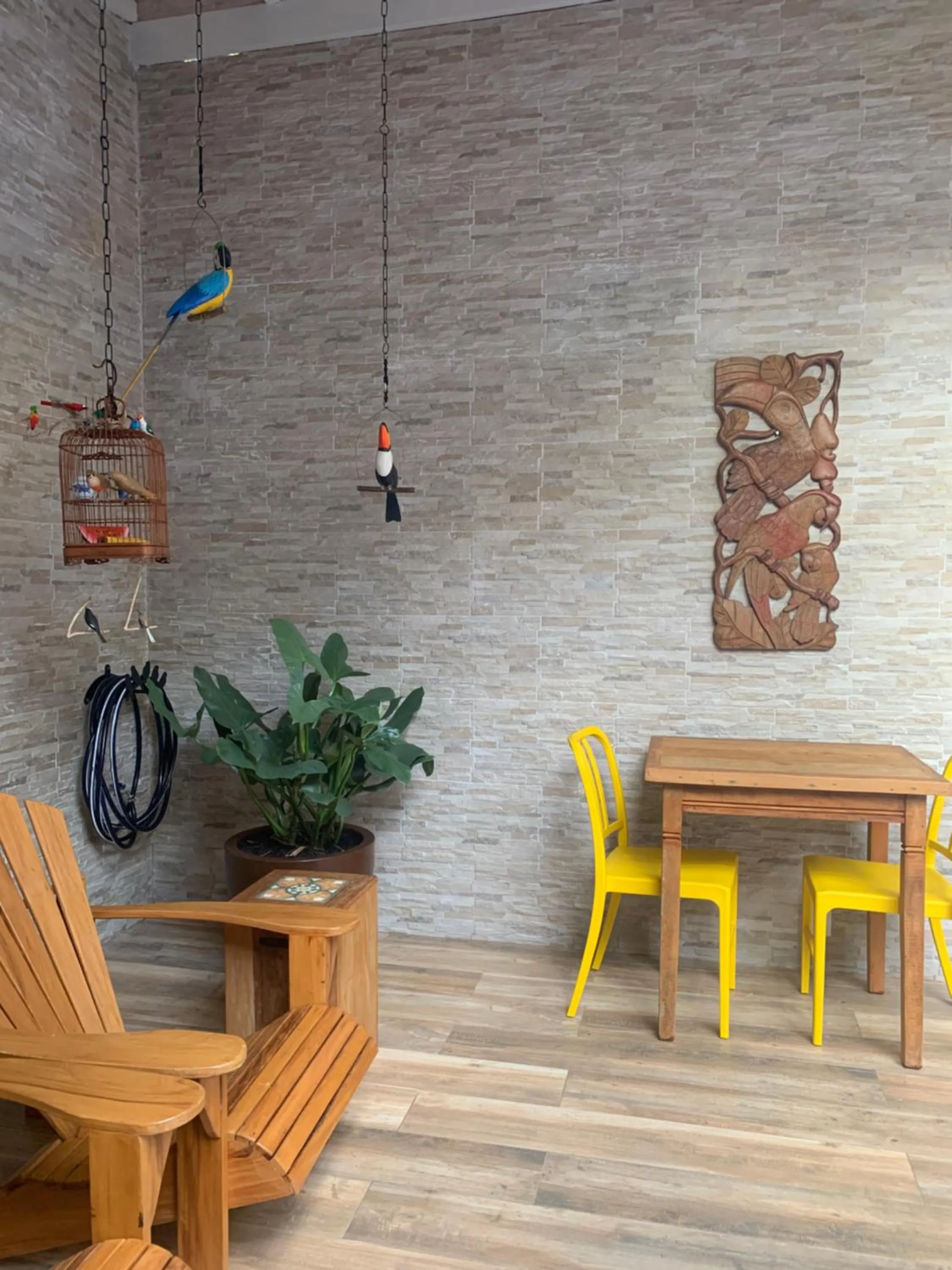 Dining area in Hospedagem Casadalee chalé com piscina privativa aquecida e Apartamento sem piscina