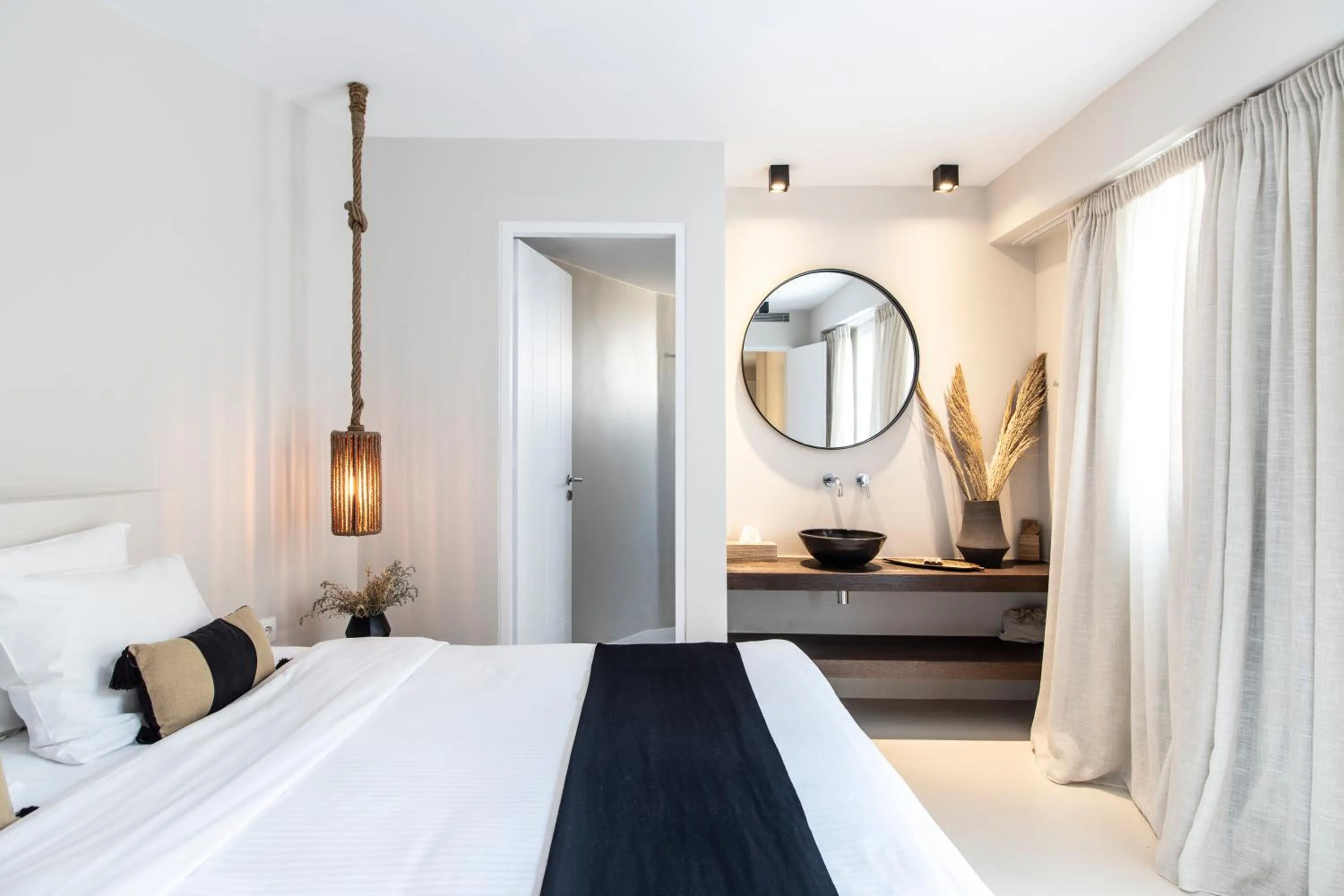 Photo of the whole room, Bed in Nimbus My Aktis