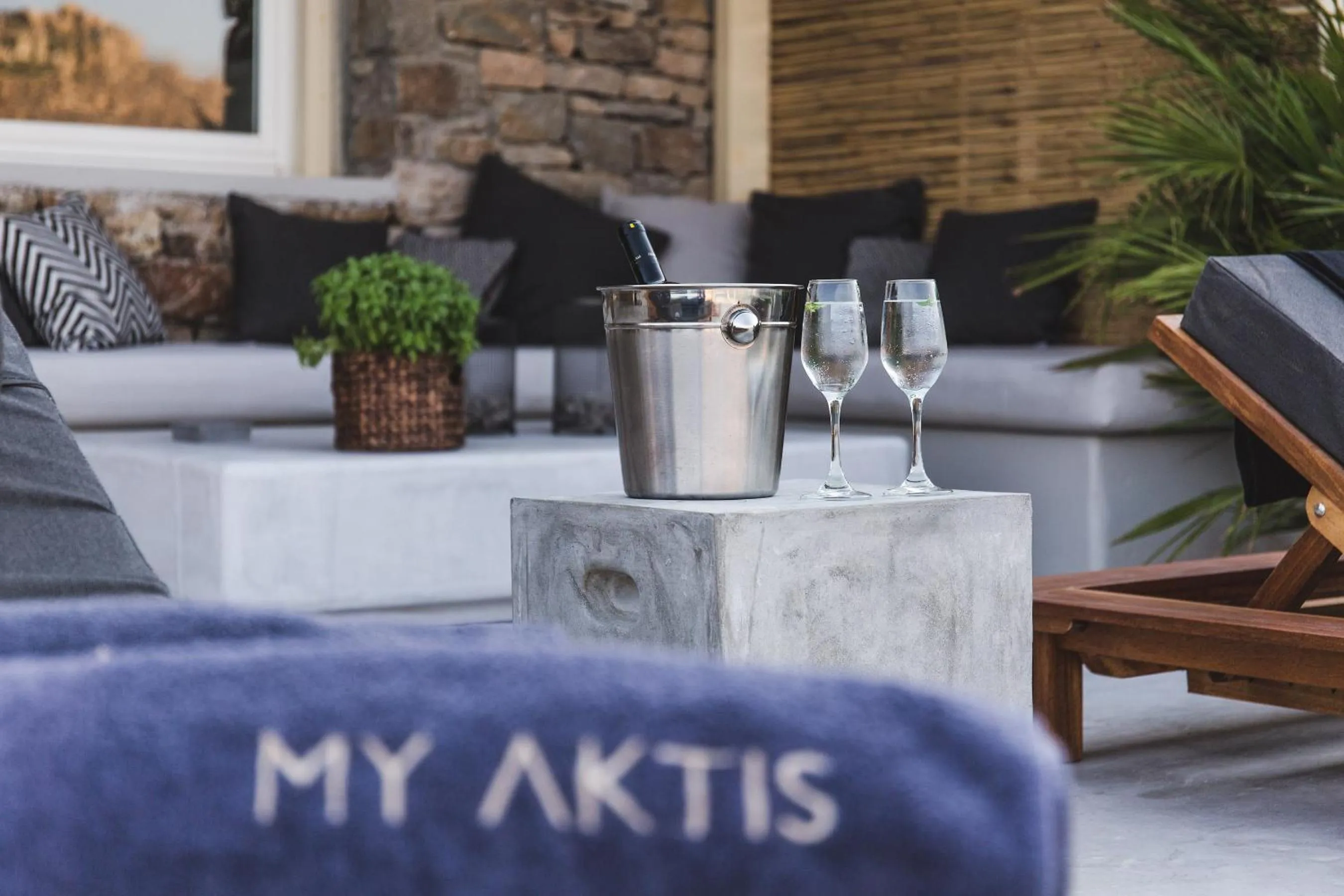 Balcony/Terrace in Nimbus My Aktis