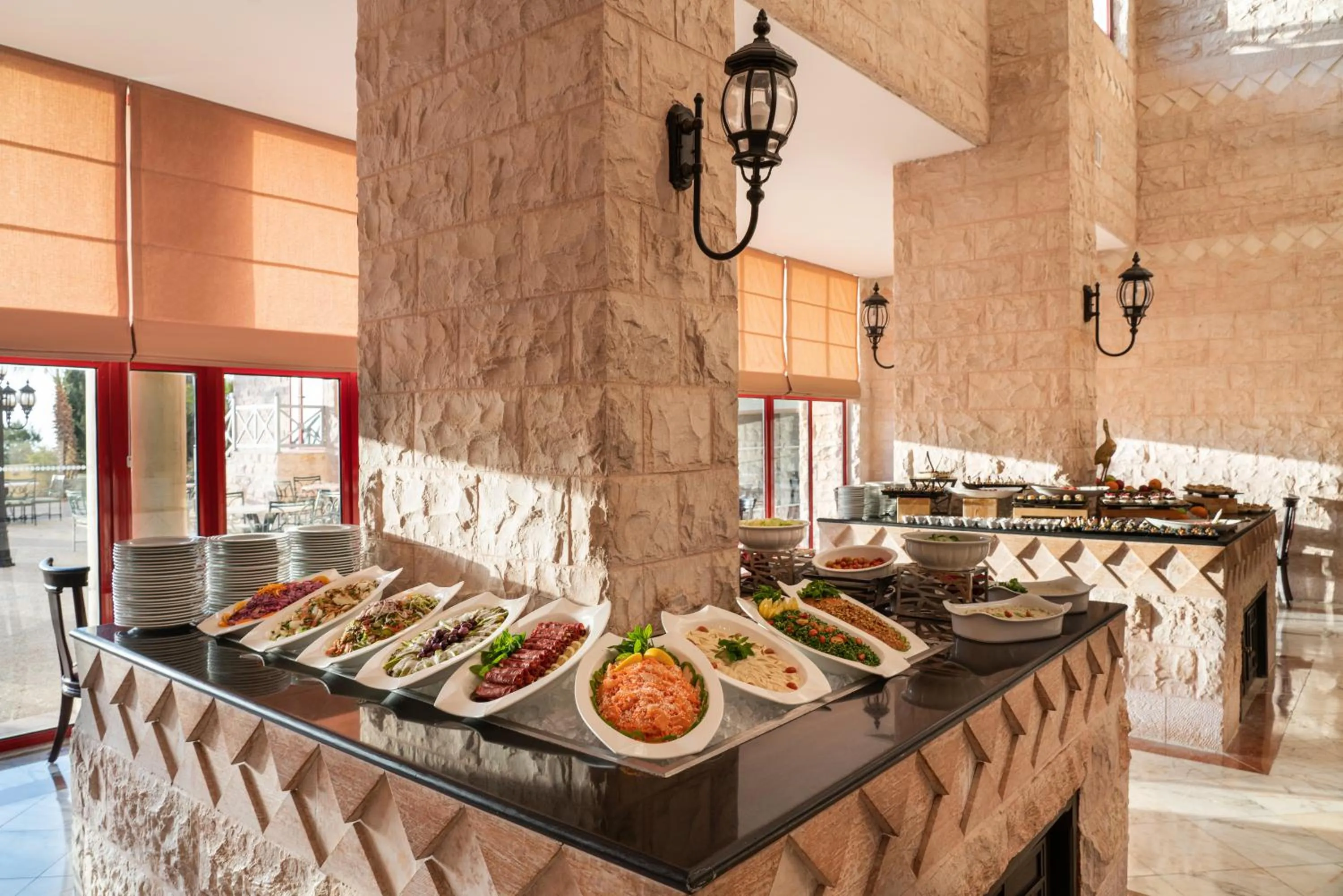 Buffet breakfast in Mövenpick Nabatean Castle Hotel