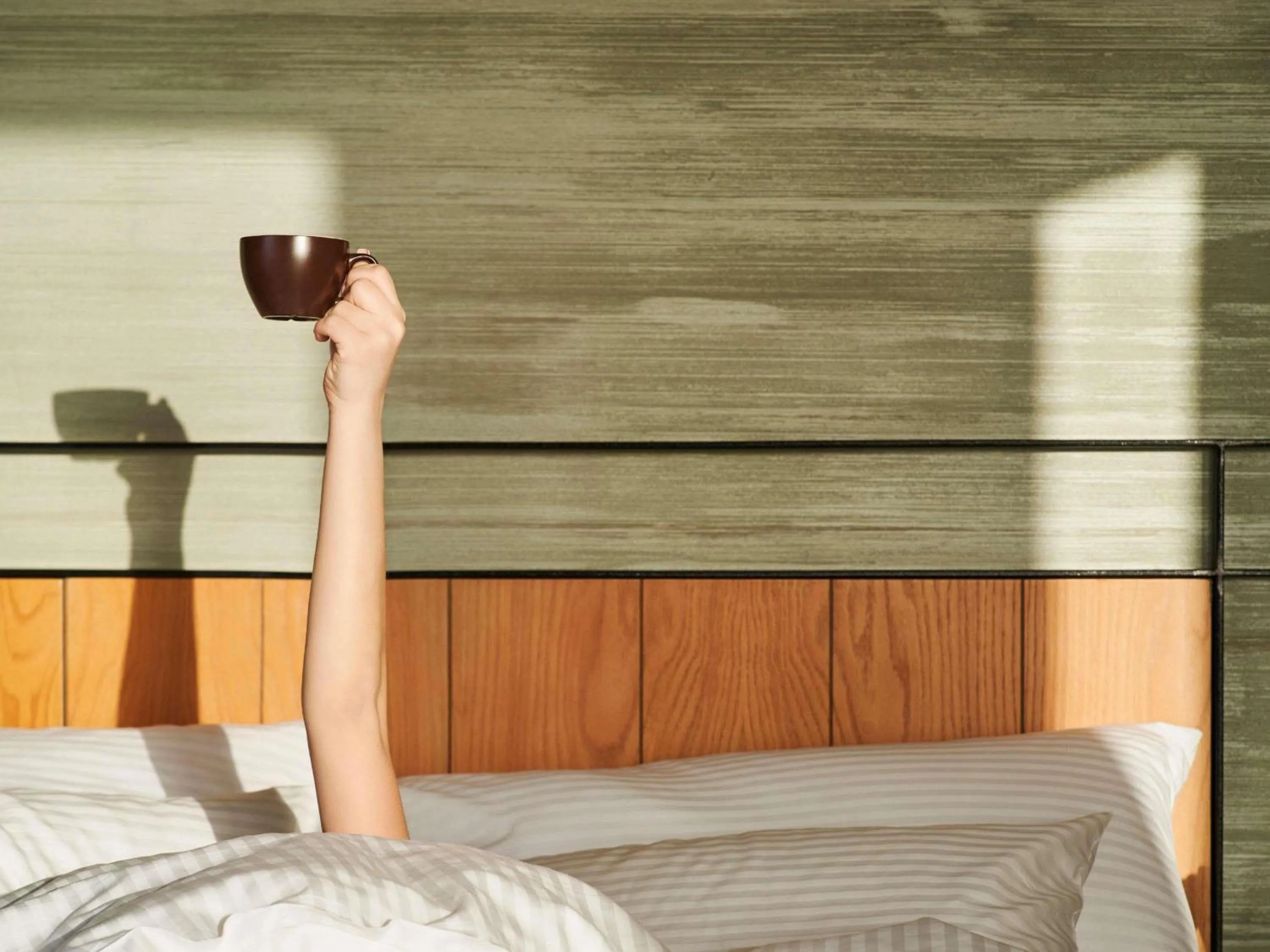 Bedroom, Bed in Grand Mercure Petra