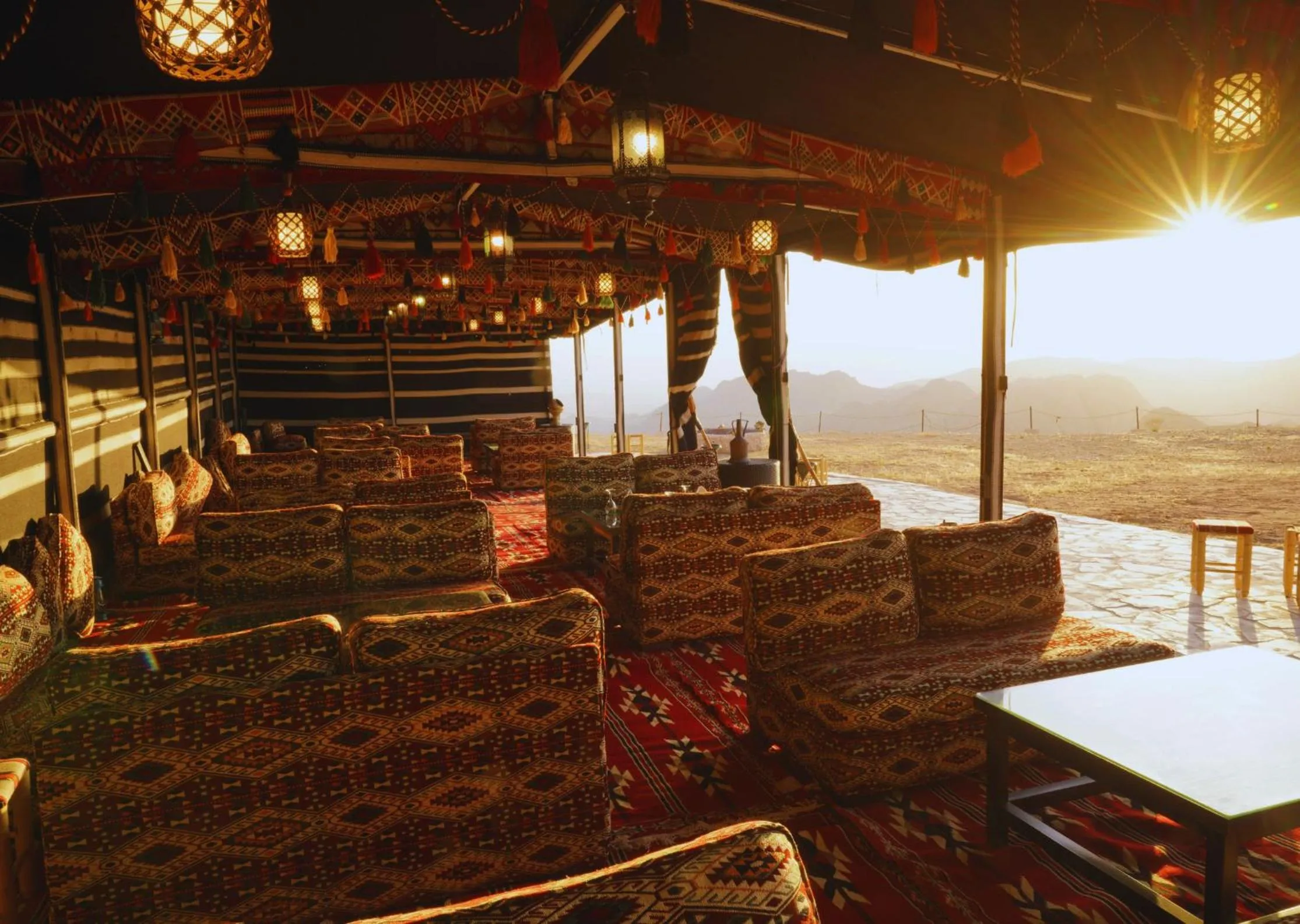 Restaurant/places to eat in Mövenpick Nabatean Castle Hotel