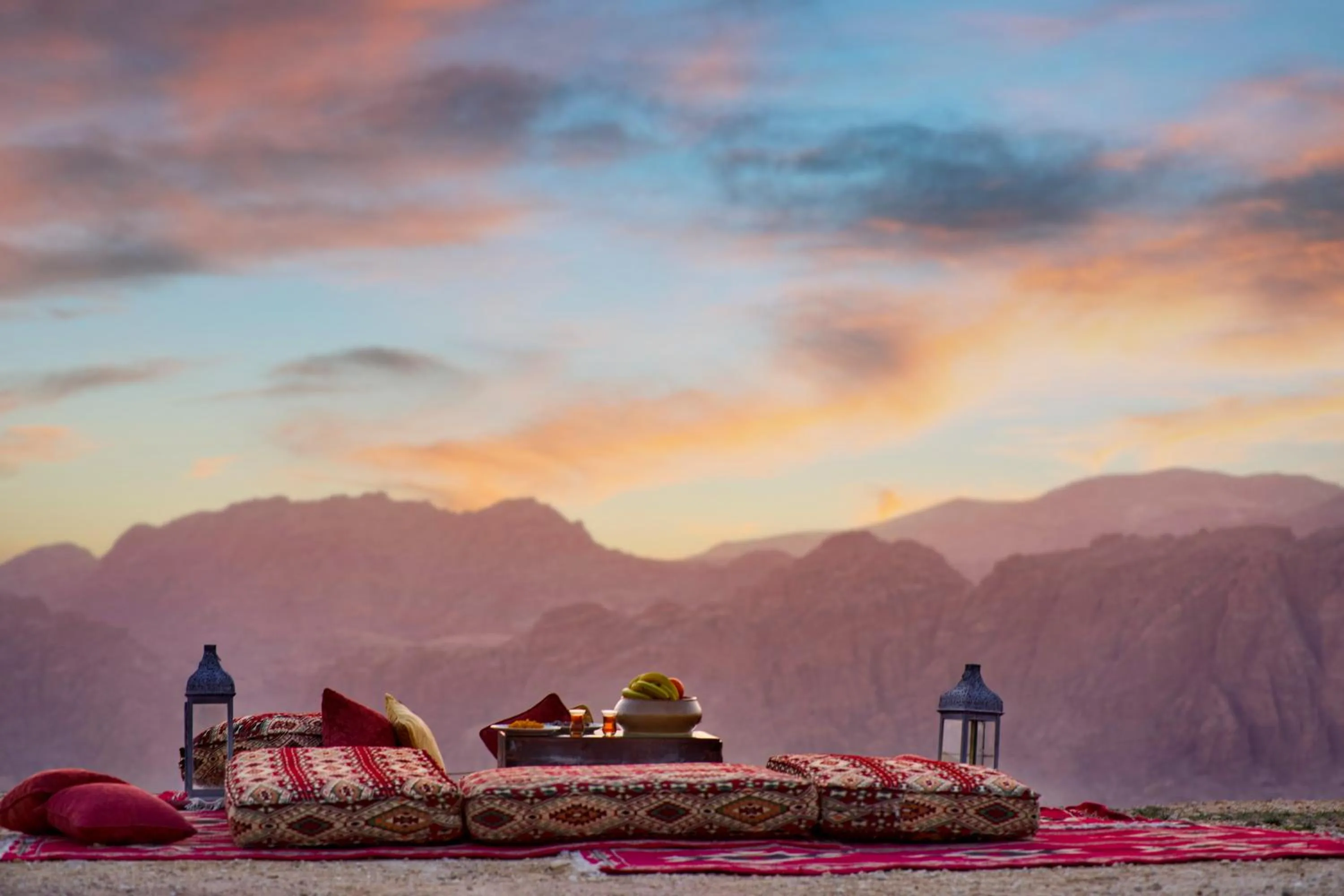 Mountain view in Mövenpick Nabatean Castle Hotel