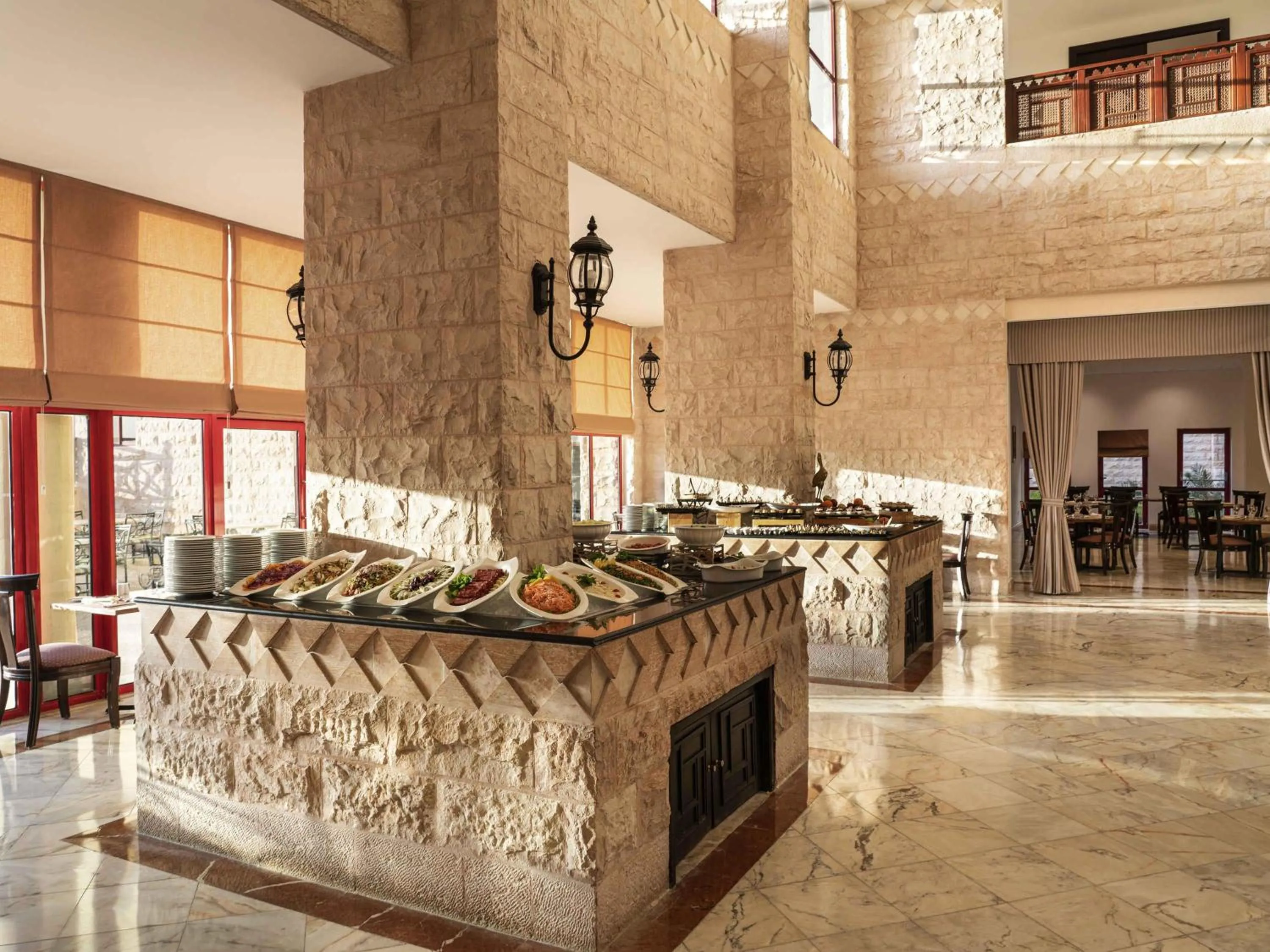 Restaurant/places to eat in Grand Mercure Petra