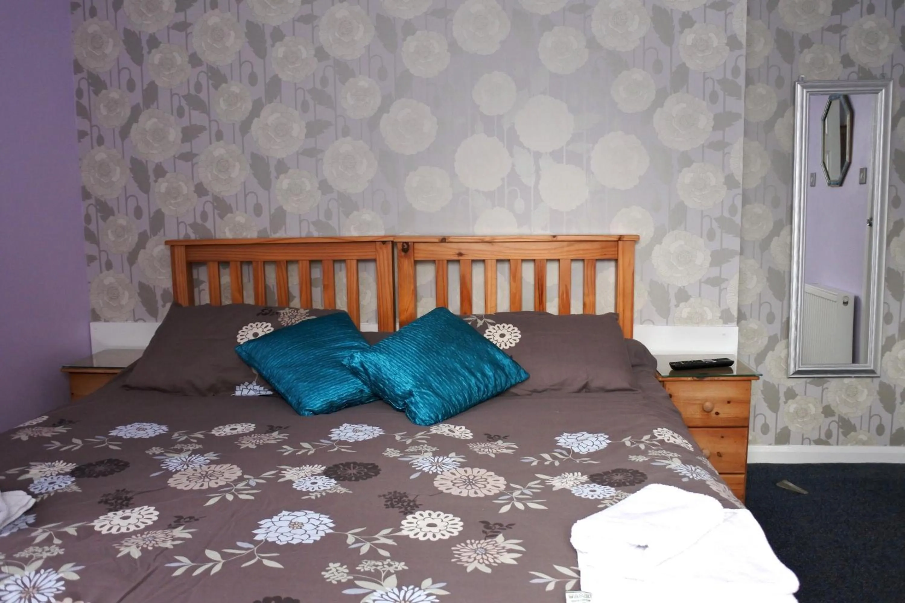 Bed in Smugglers Rest