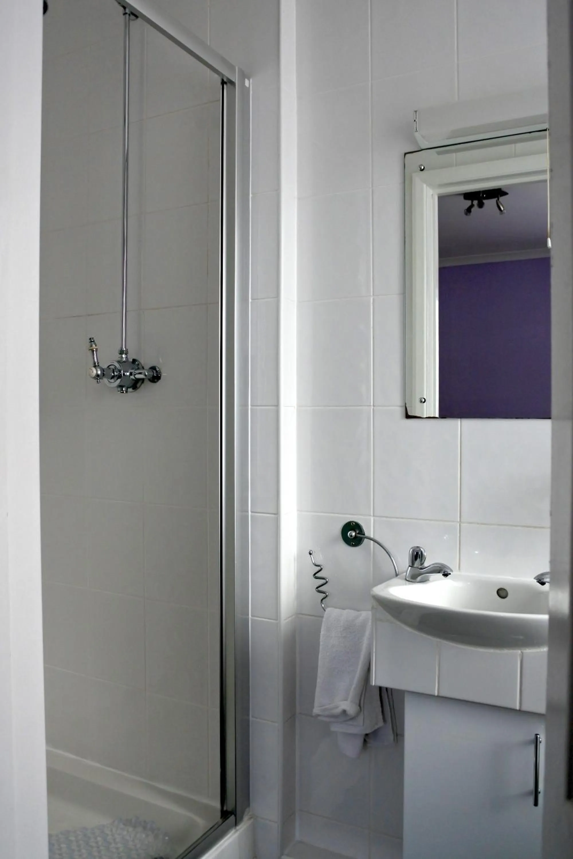 Shower in Smugglers Rest