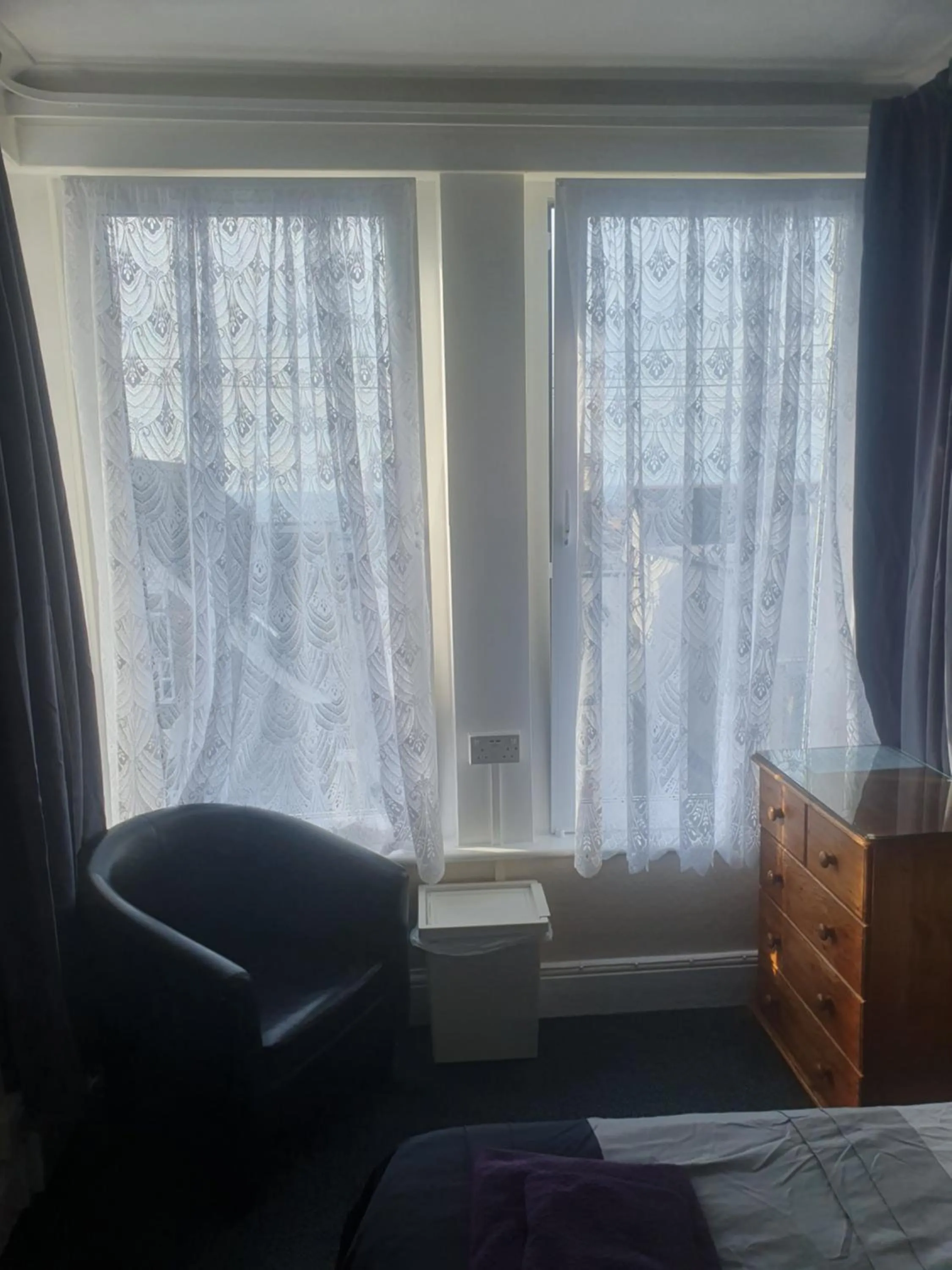 Bedroom, Bed in Smugglers Rest