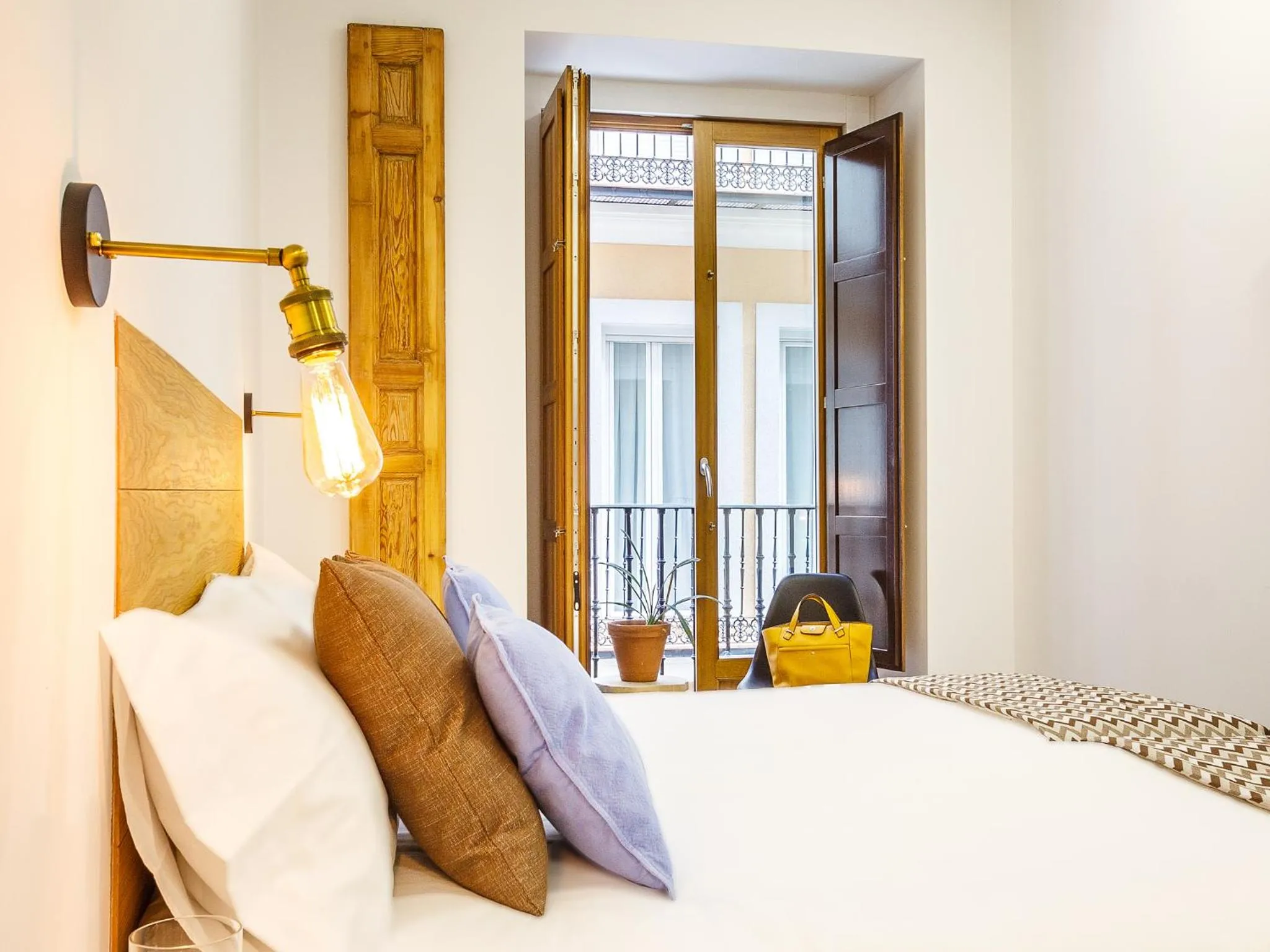 Property building, Bed in Jardines Boutique