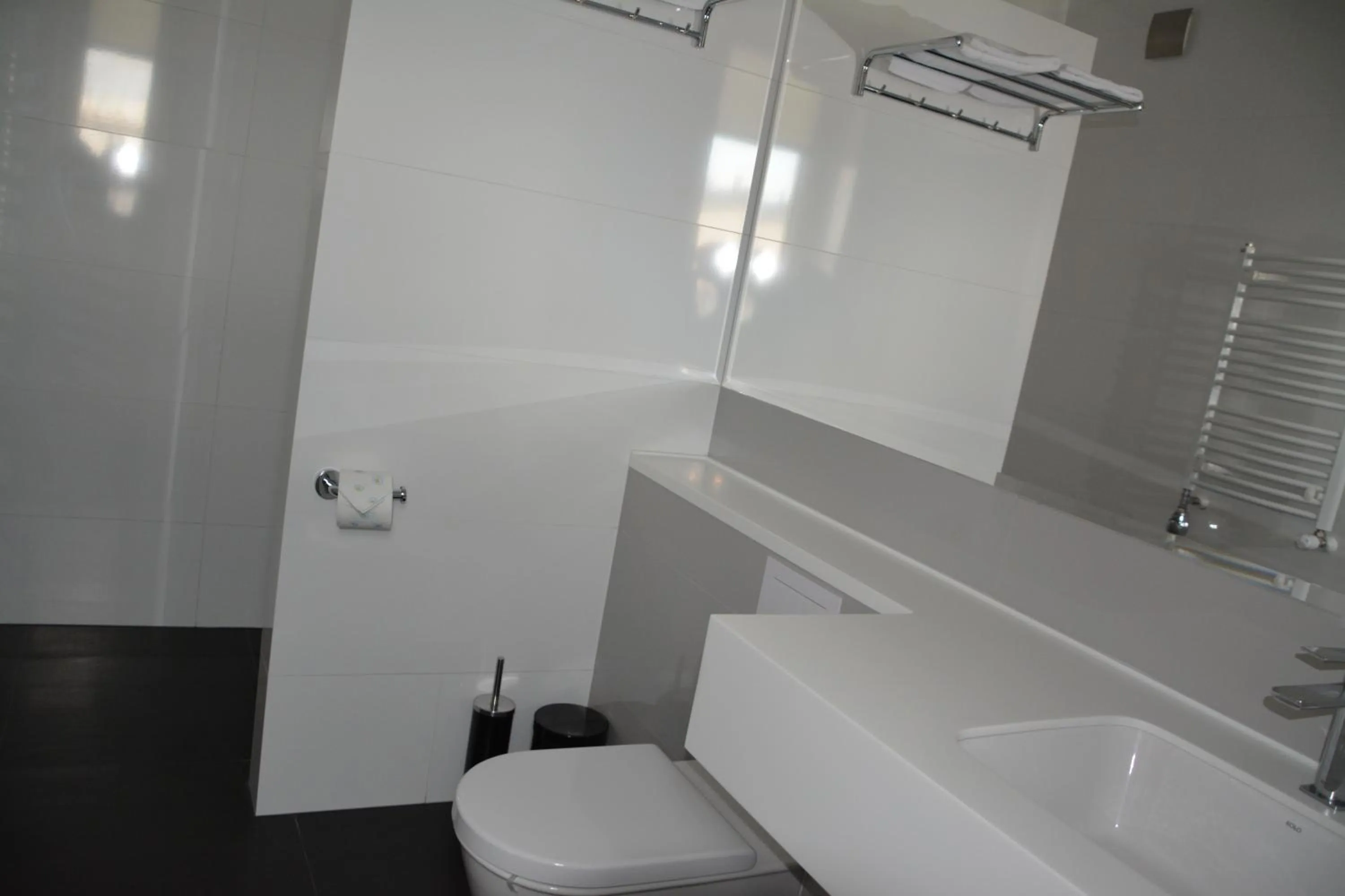 Bathroom in EMEF Centrum Szkoleniowo-Serwisowe