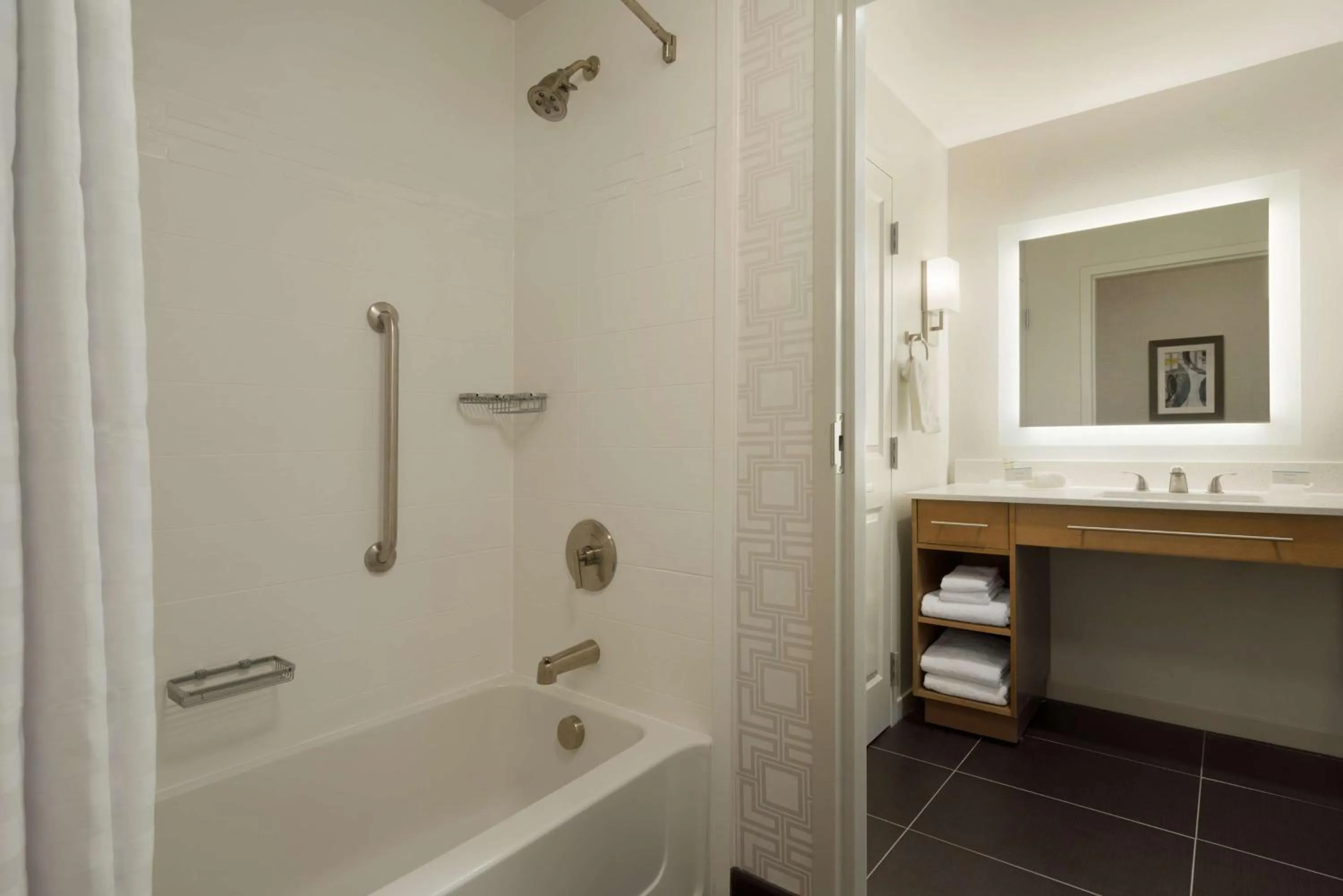 Bathroom in Homewood Suites By Hilton Memphis - Southaven