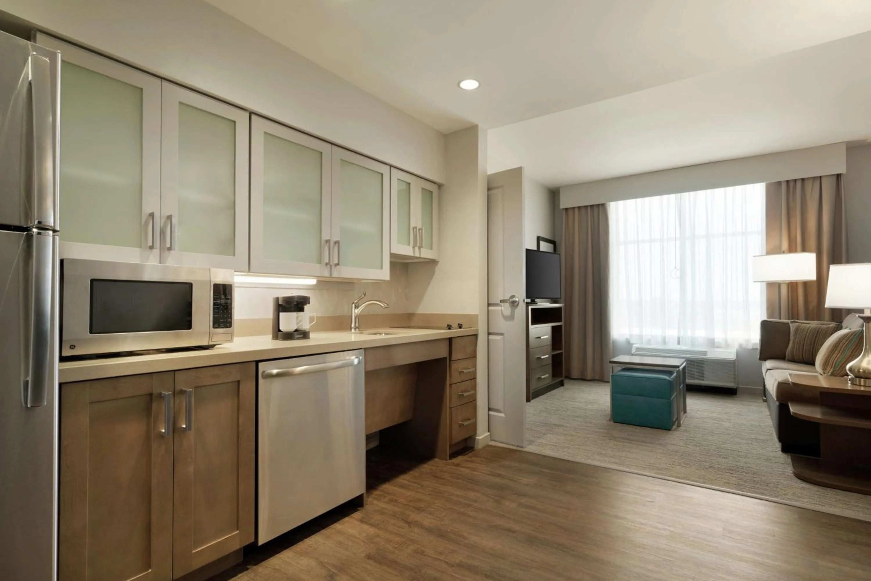 Kitchen or kitchenette in Homewood Suites By Hilton Memphis - Southaven