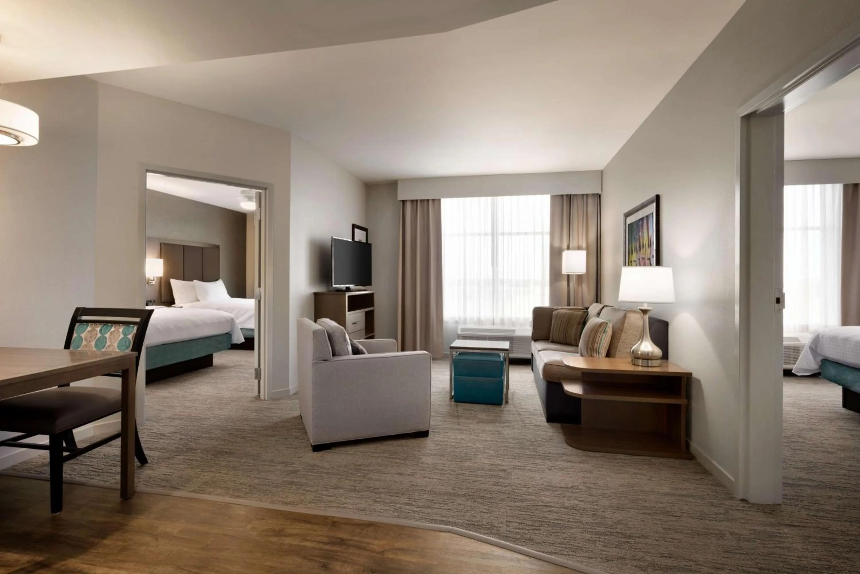 Living room, Bed in Homewood Suites By Hilton Memphis - Southaven