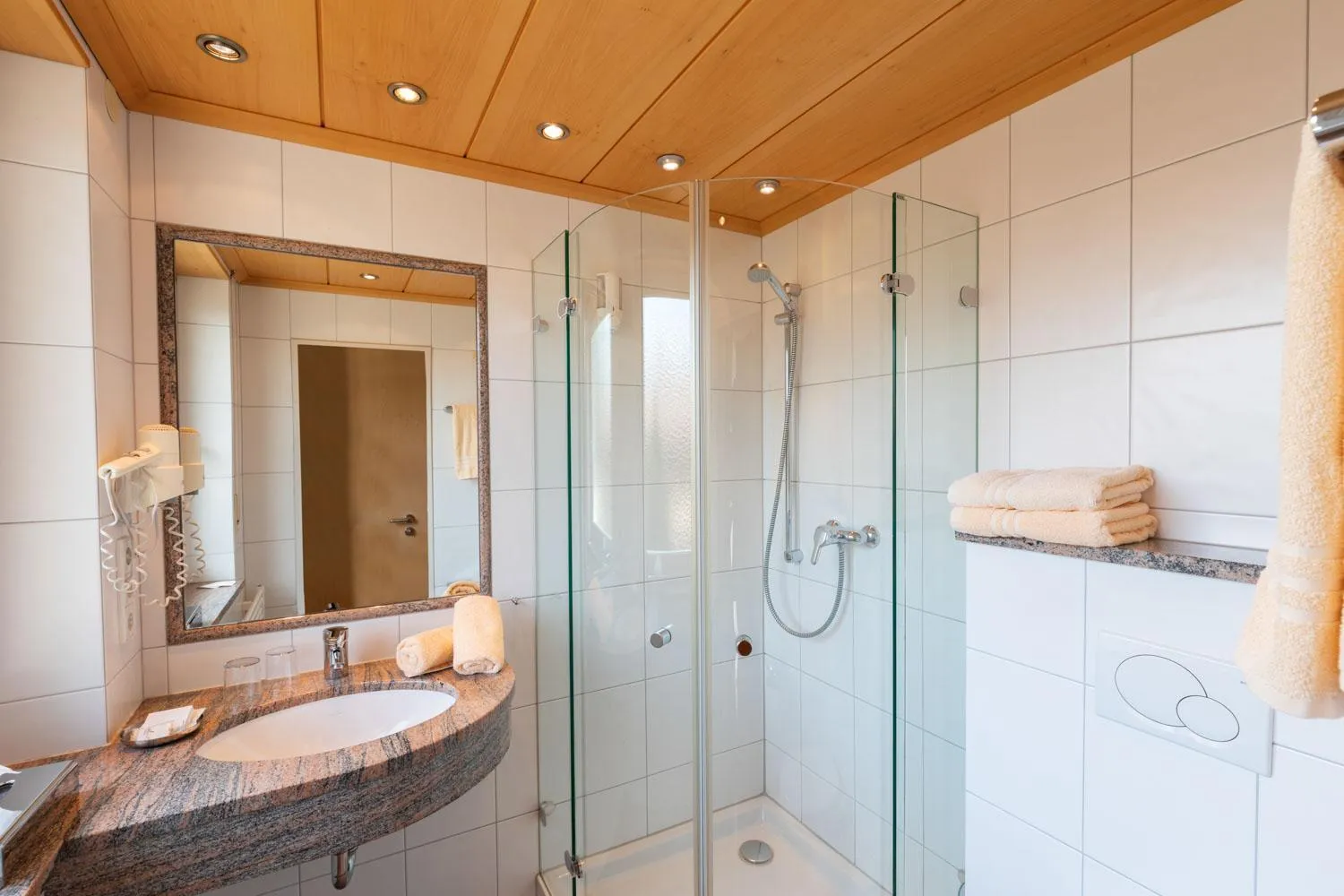 Bathroom in Landgasthof Paradies