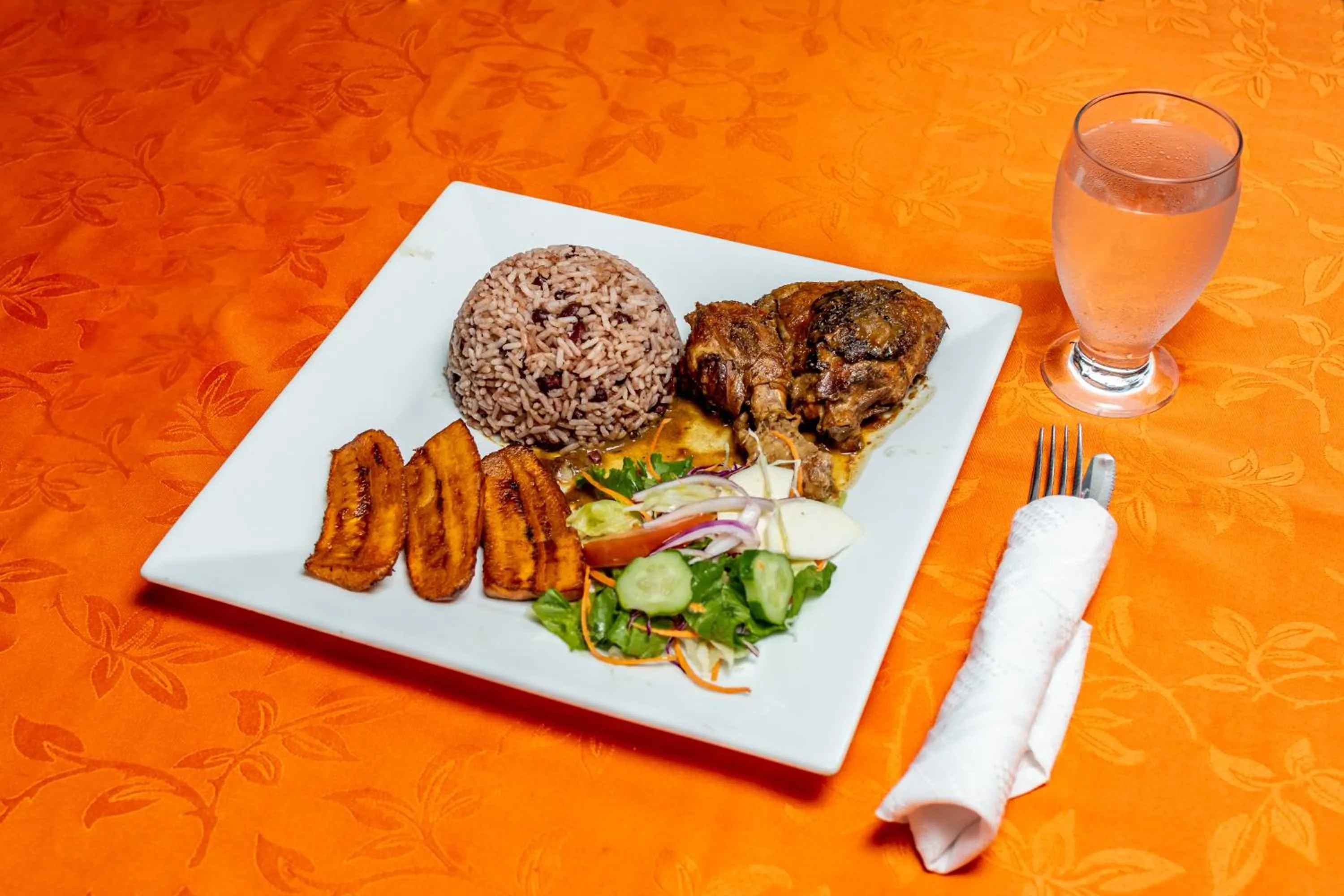 Breakfast in Hotel Pacuare