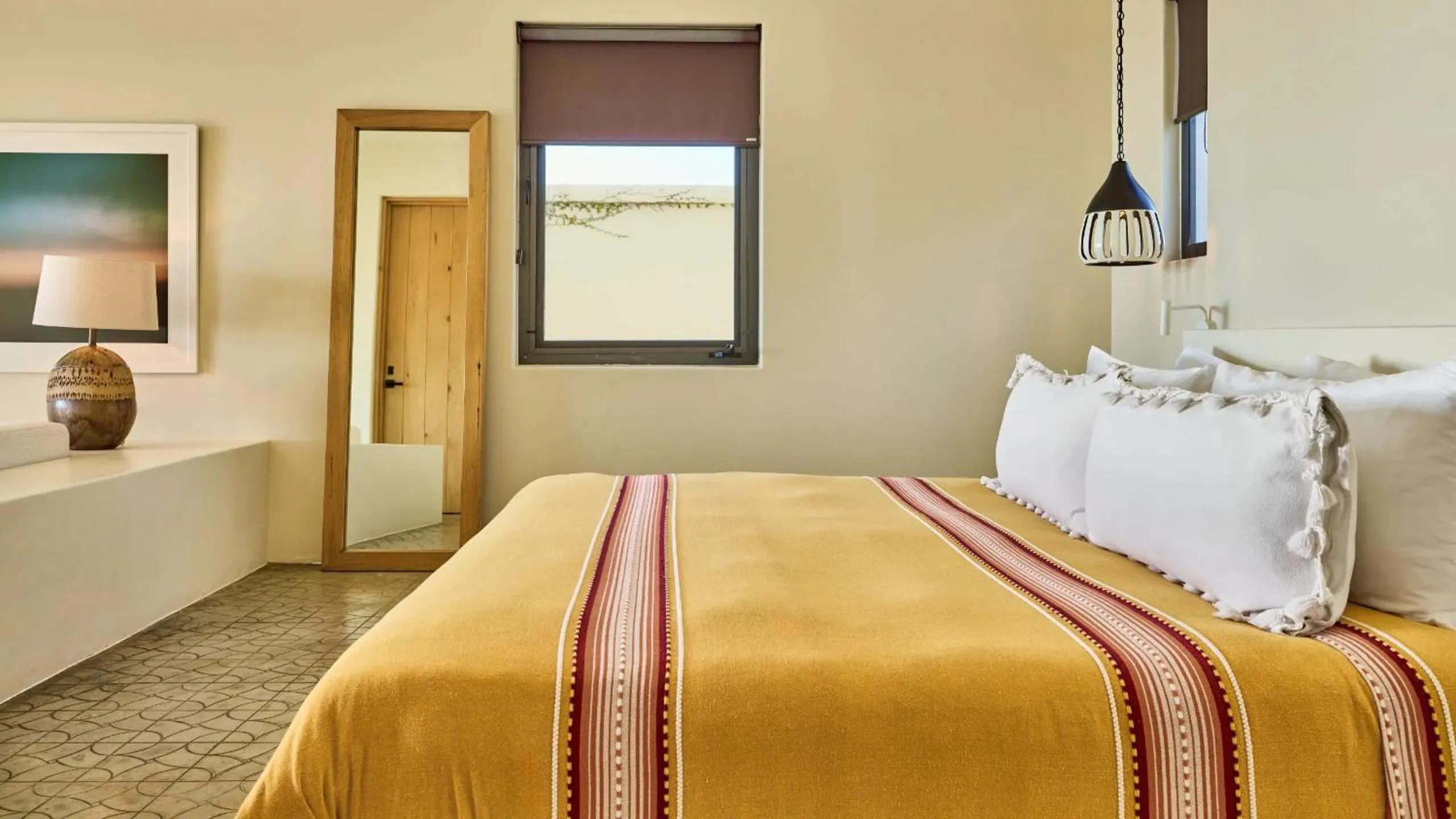 Bed in Hotel San Cristobal Adults 15+