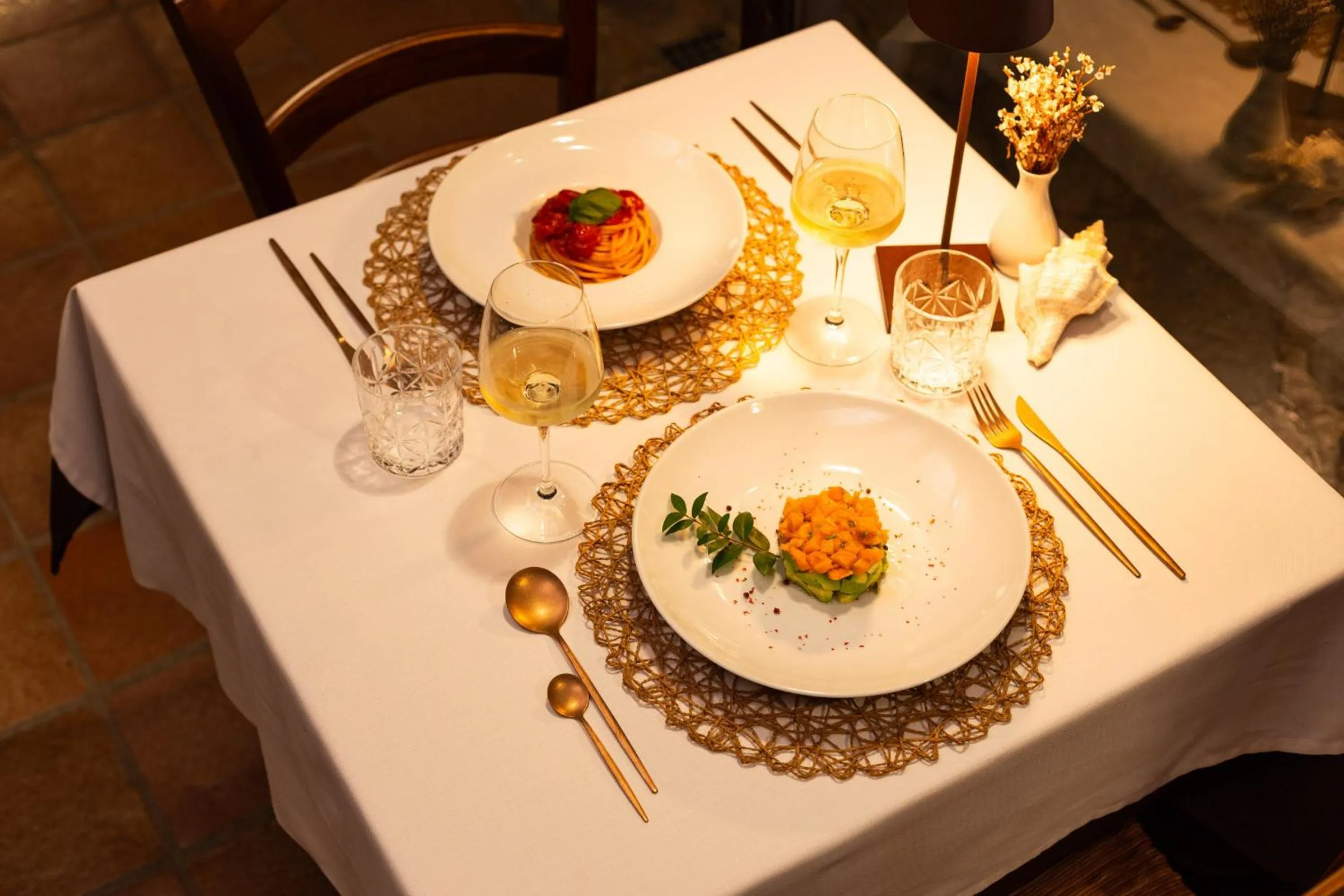 Restaurant/places to eat in La Jacia Hotel & Resort