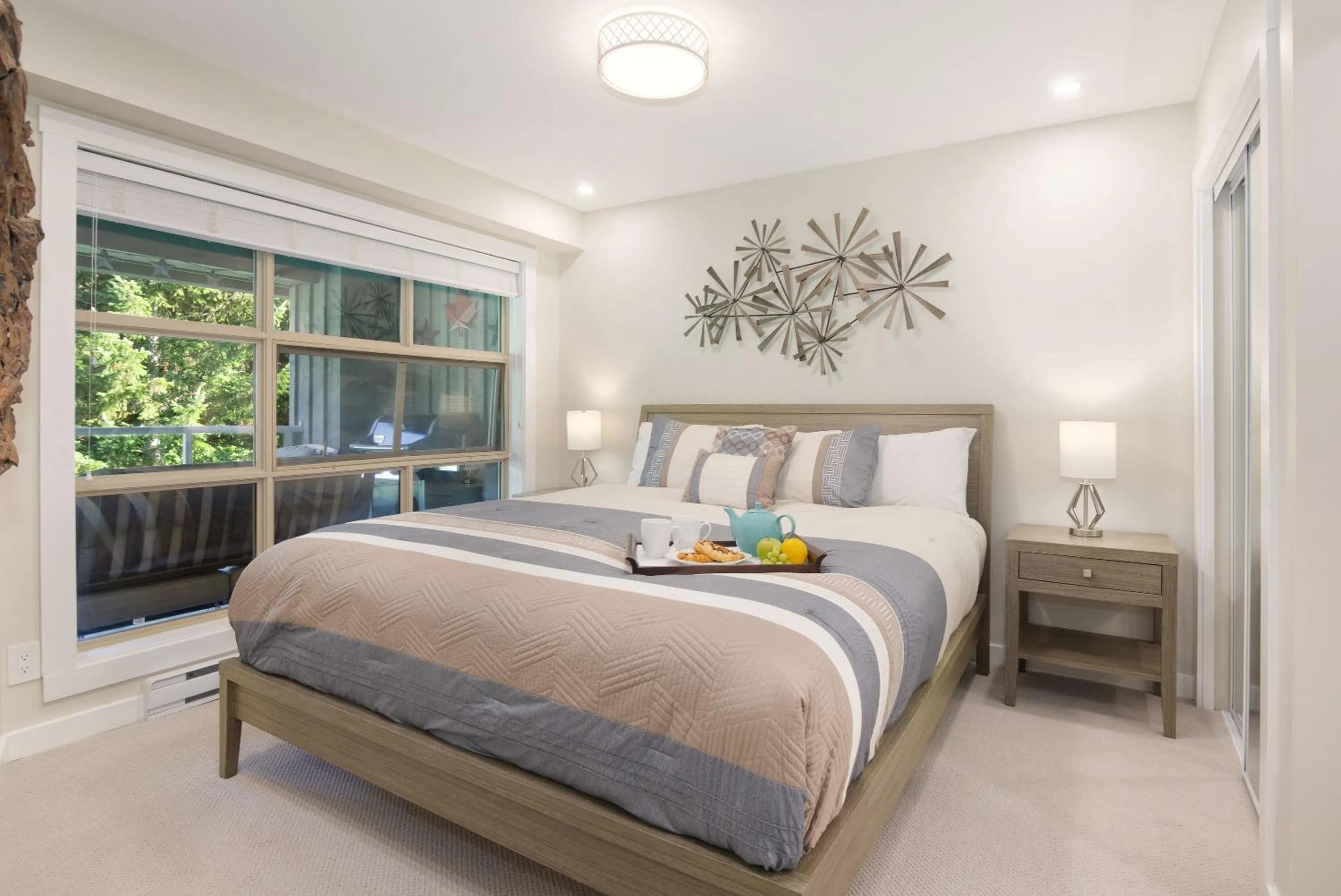 Bed in Aspens Mountain Side Resort