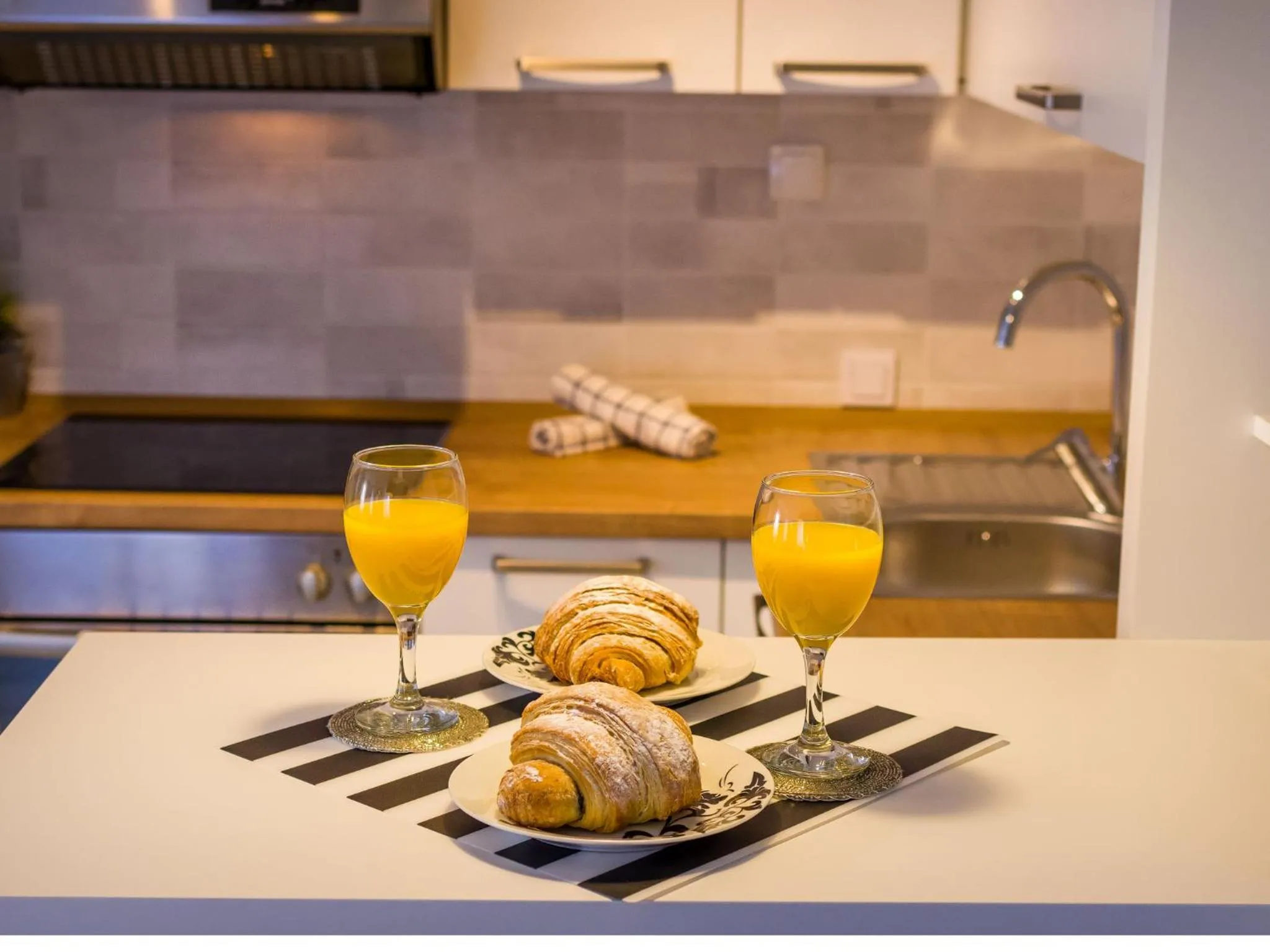 Kitchen or kitchenette in Navis Luxury Apartments