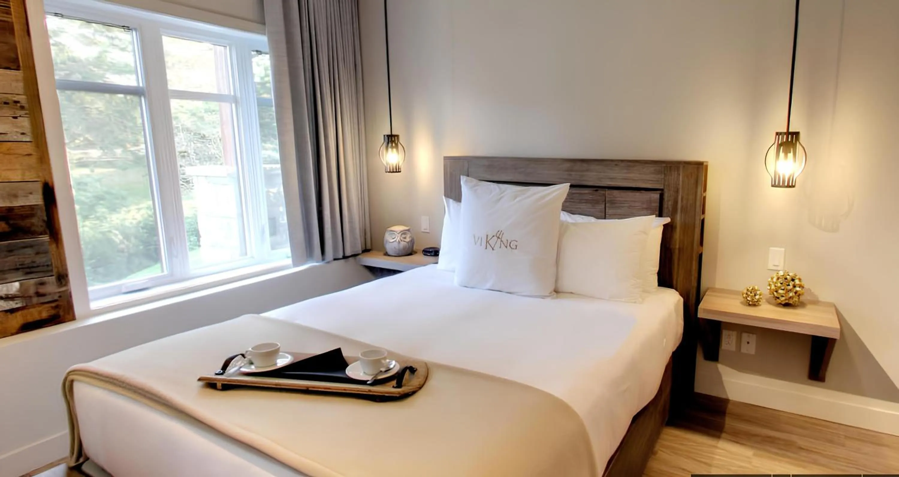 Bed in Le Viking Resort