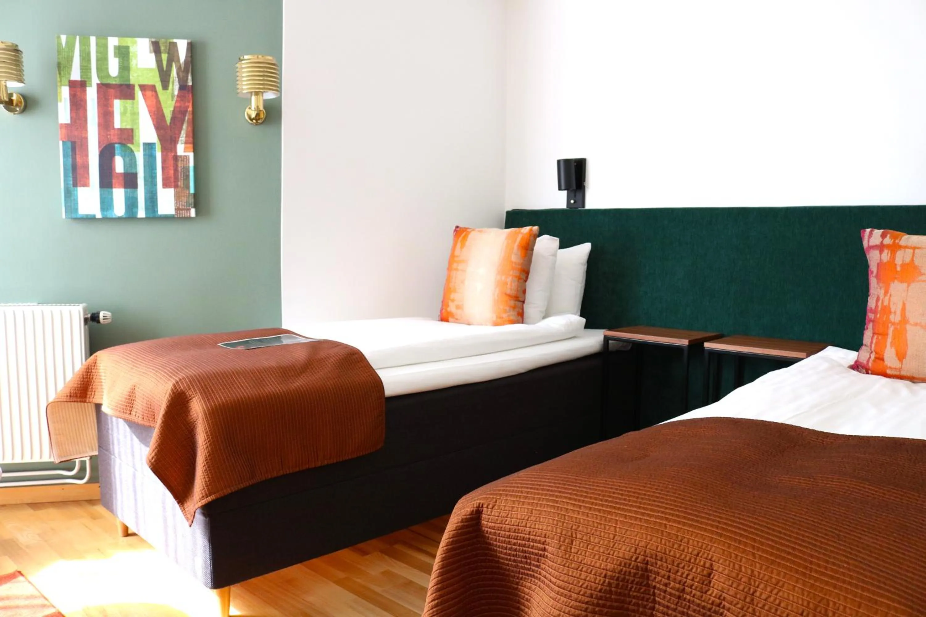 Photo of the whole room, Bed in Skogshem & Wijk