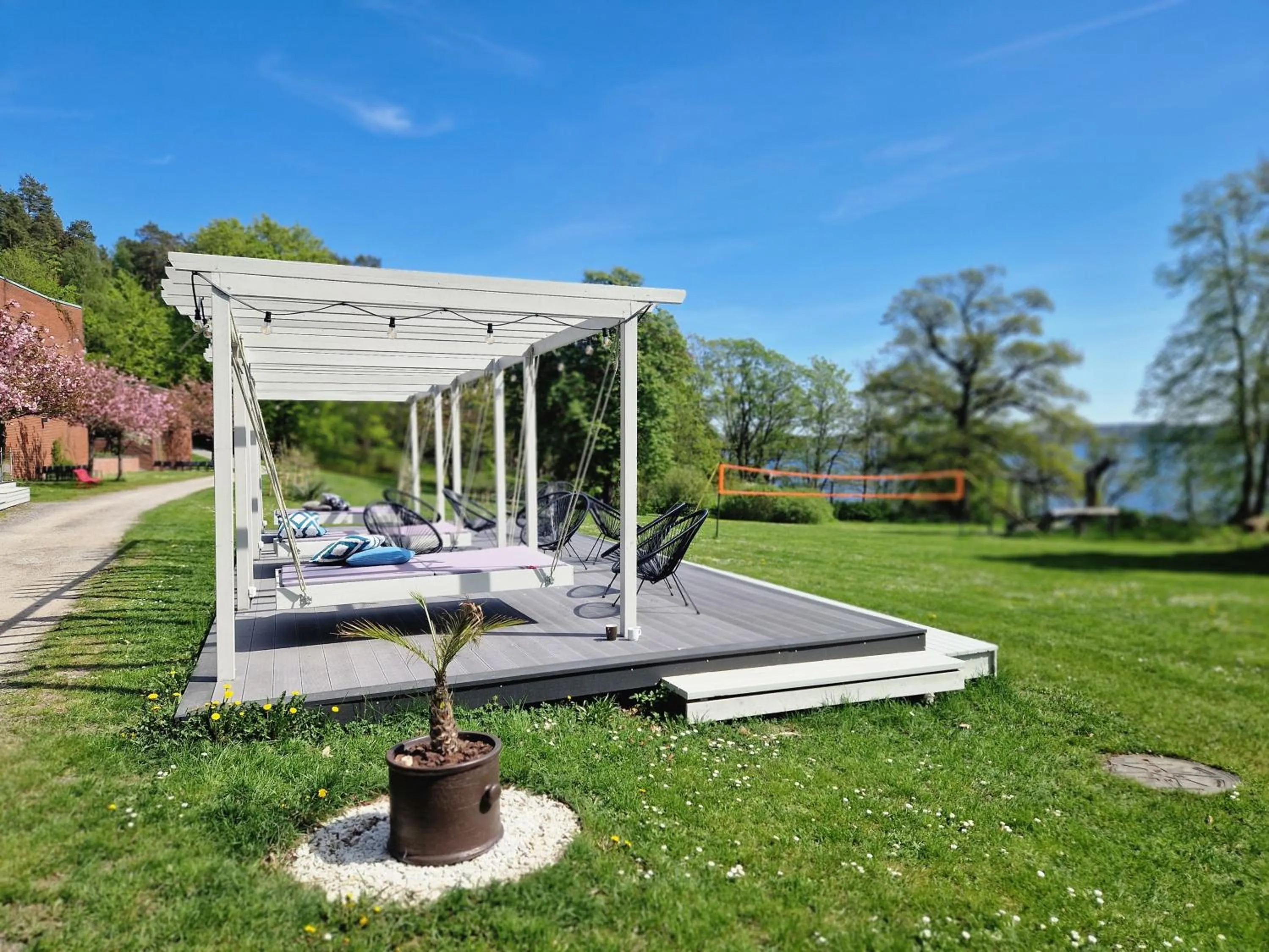 Garden view in Skogshem & Wijk