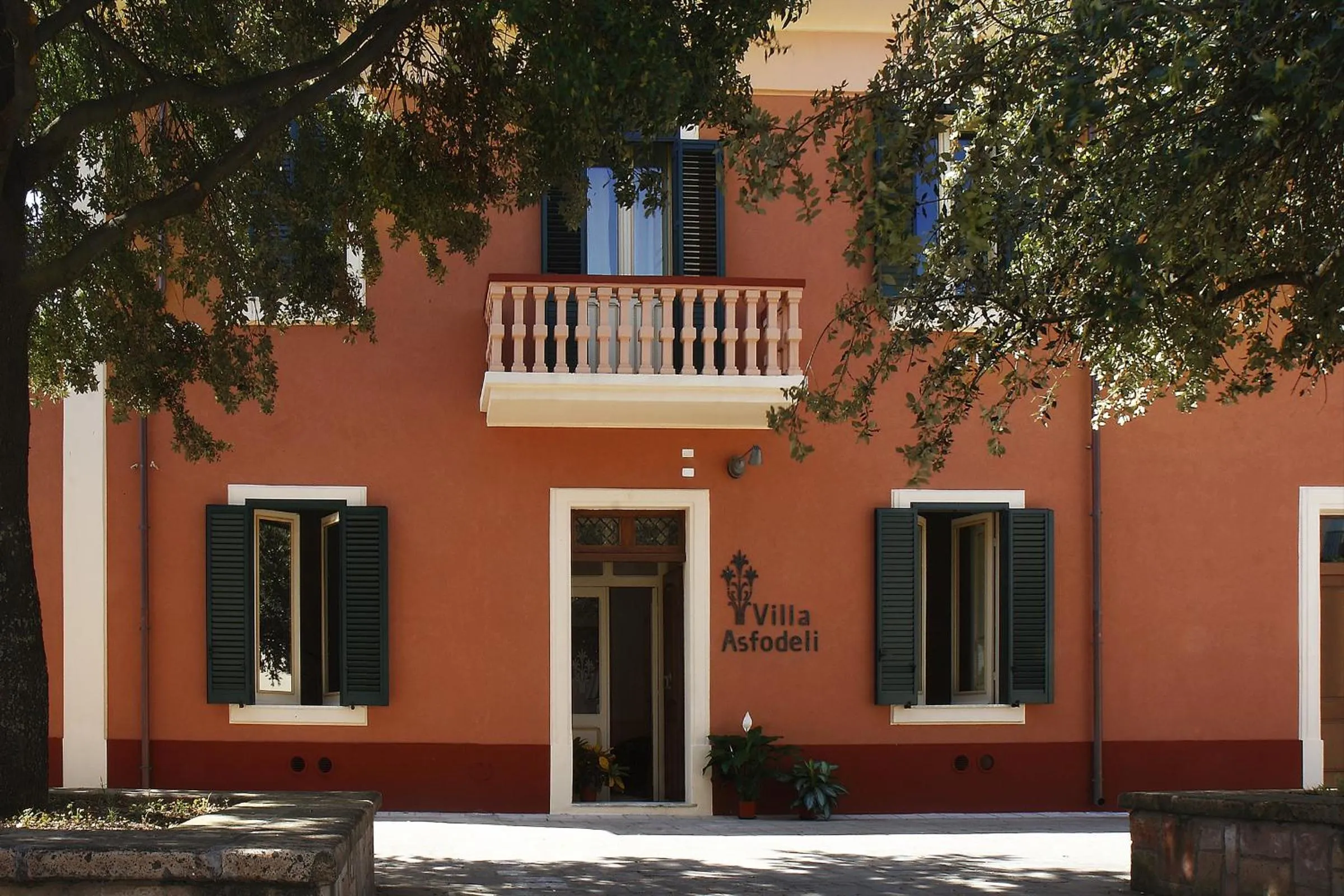 Facade/entrance in Hotel Villa Gli Asfodeli