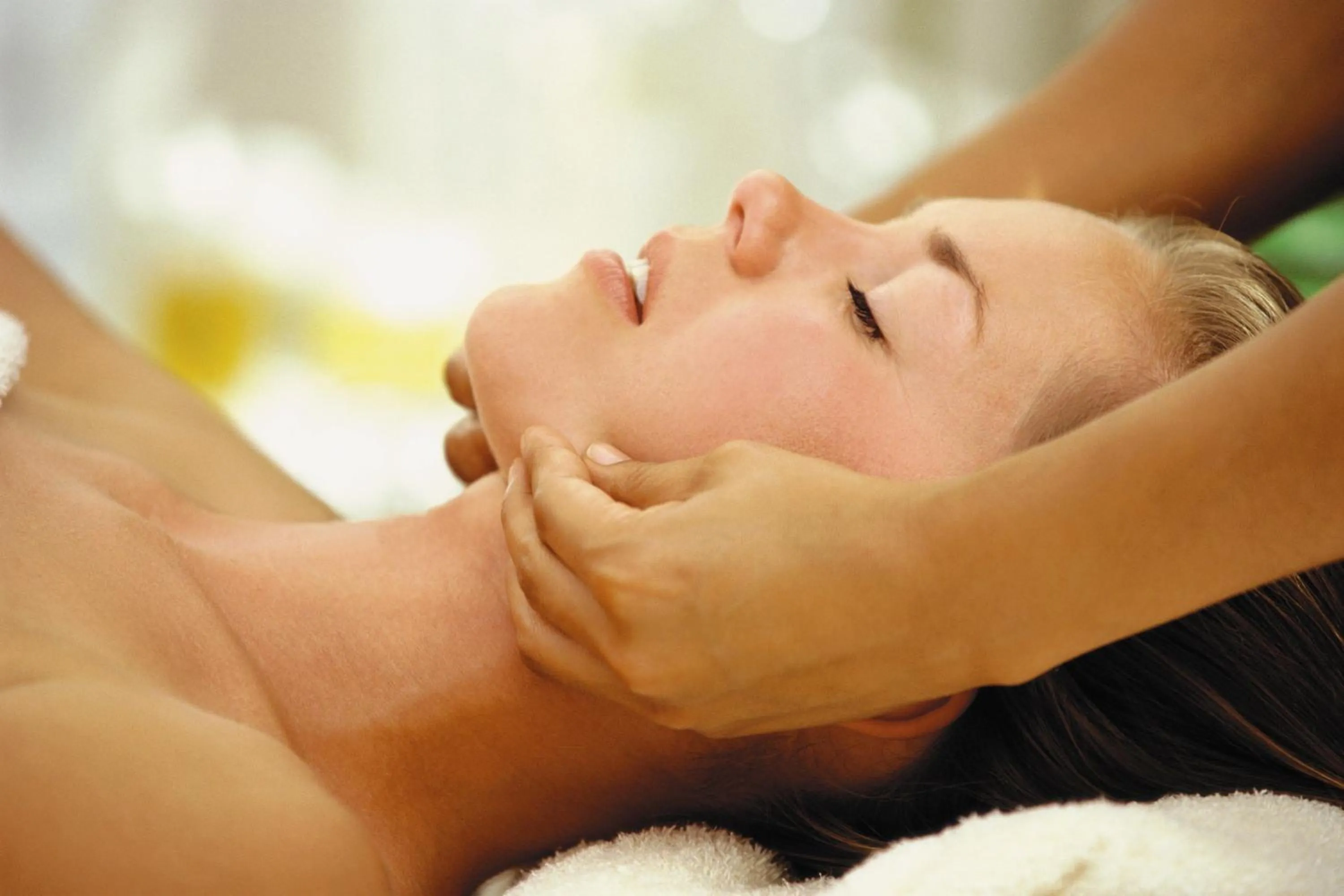 Spa and wellness centre/facilities in Kimpton Rowan Palm Springs Hotel by IHG