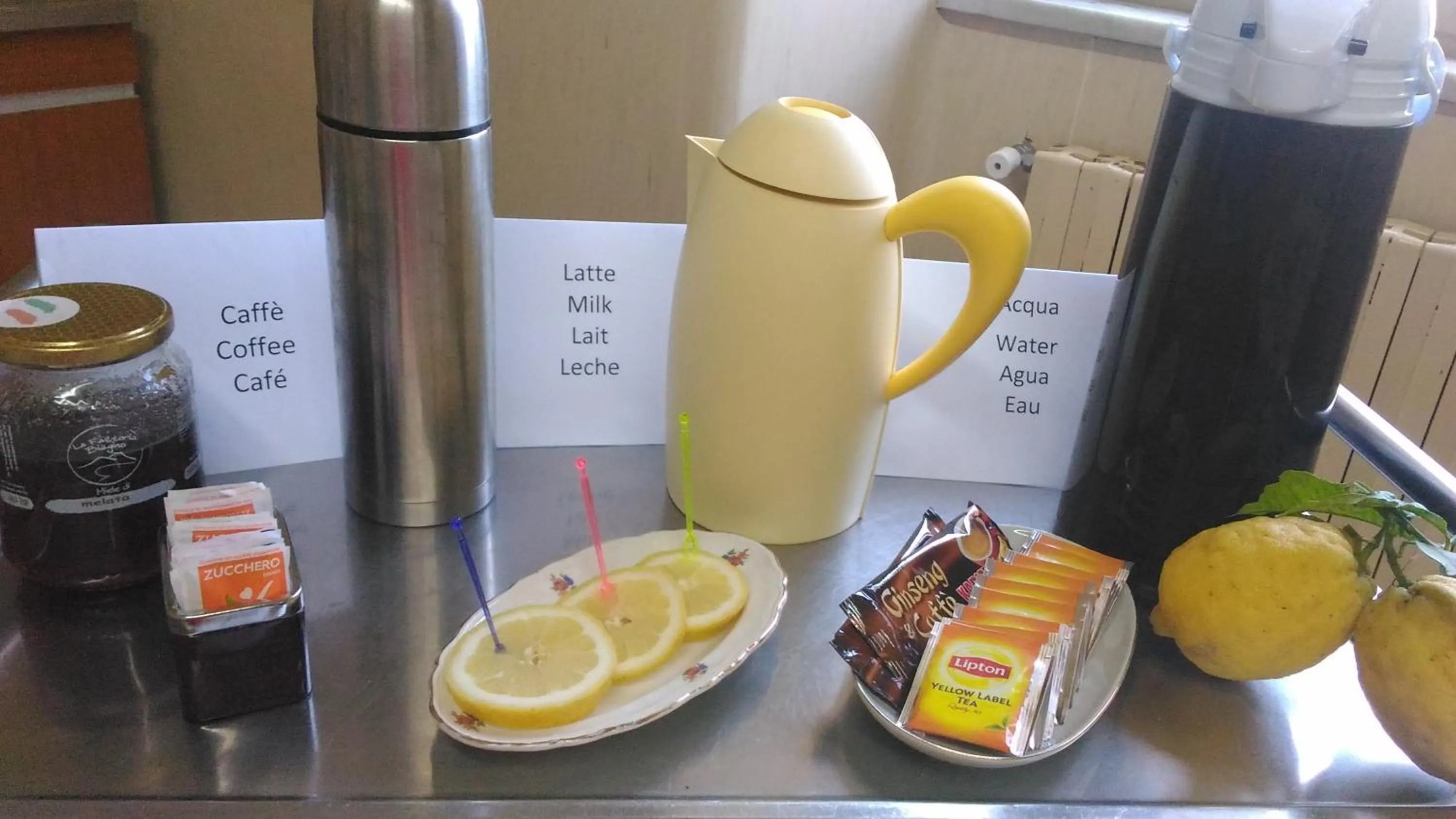 Breakfast in Santa Maria Maddalena