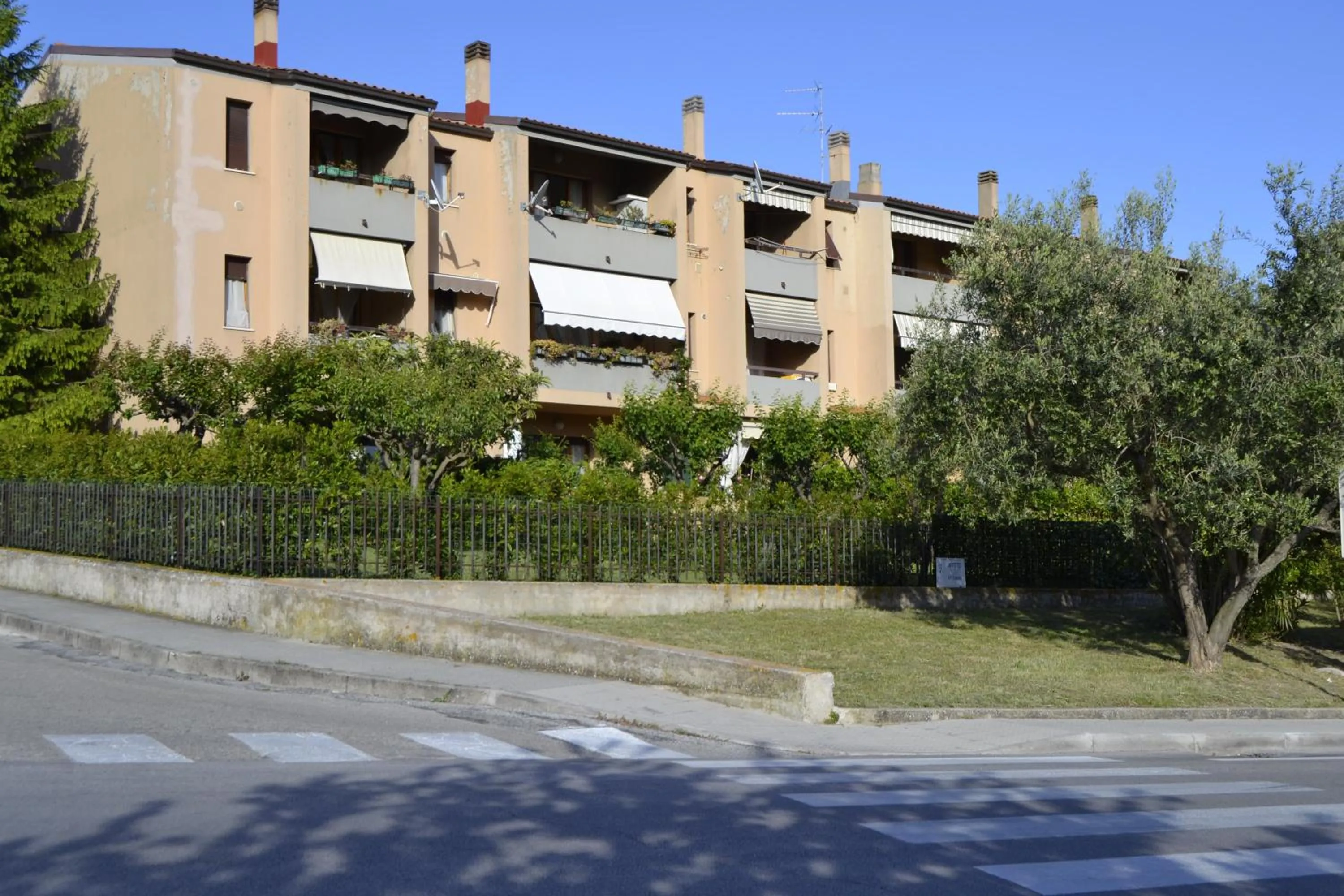 Property building in Via Dante 10 Apartment