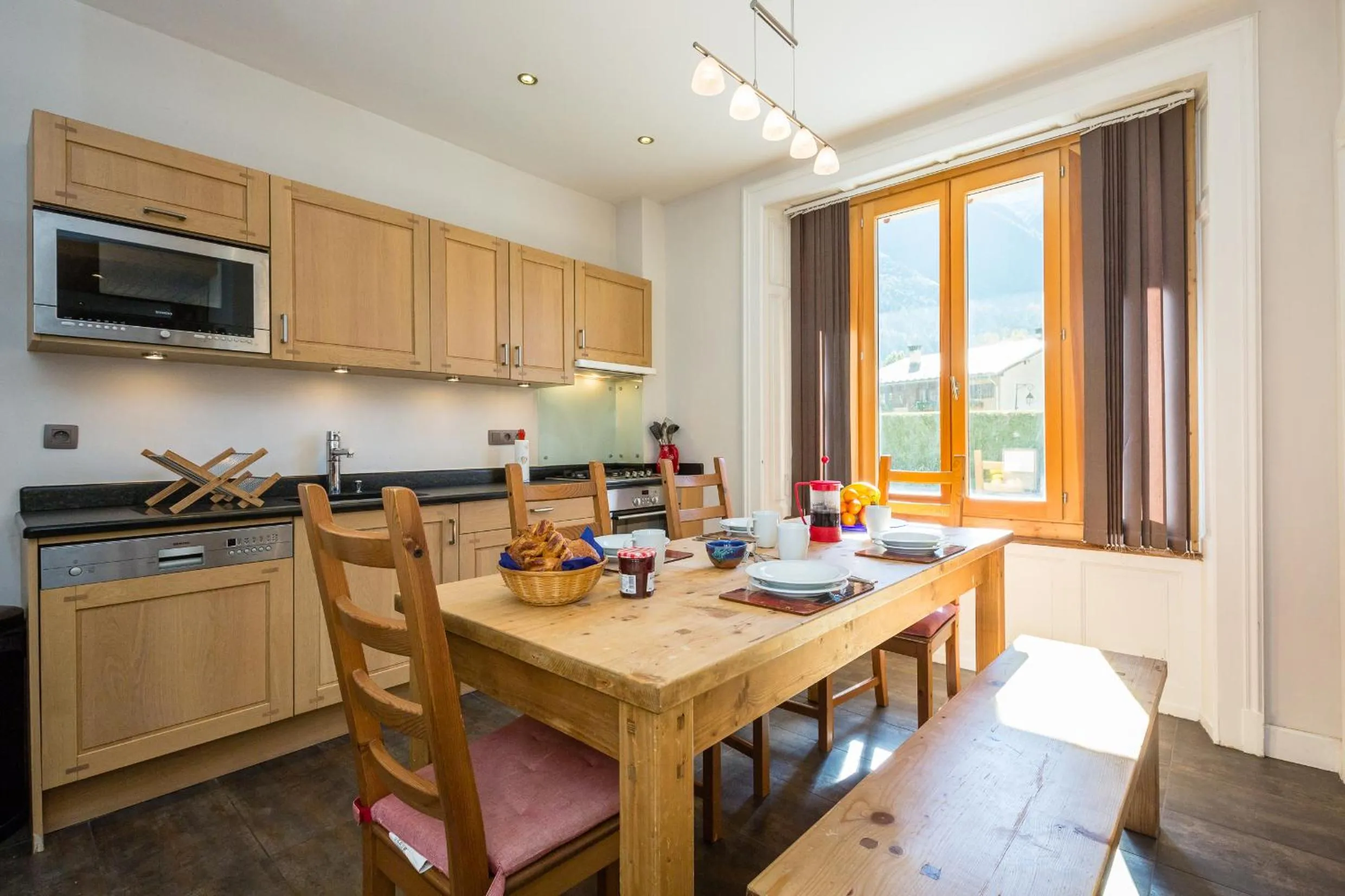 Kitchen or kitchenette in Lodge aux Praz