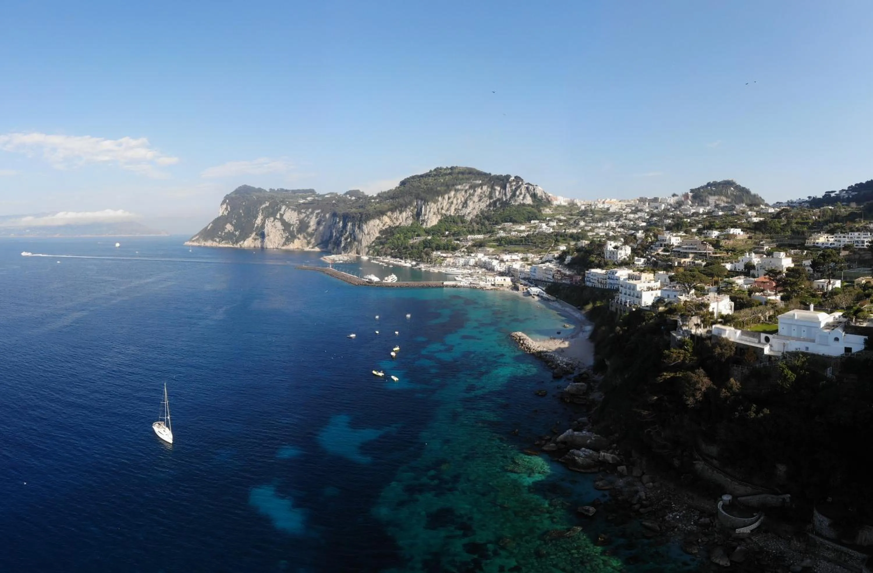 Sea view in B&B Punta Vivara