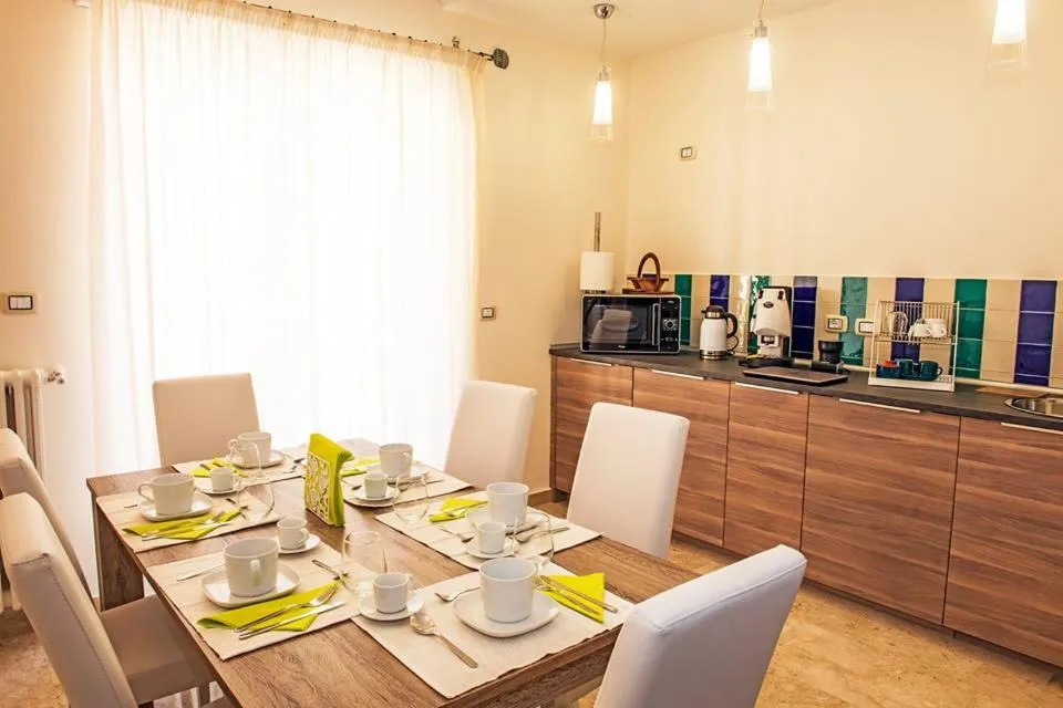 Coffee/tea facilities in Fronte Del Porto