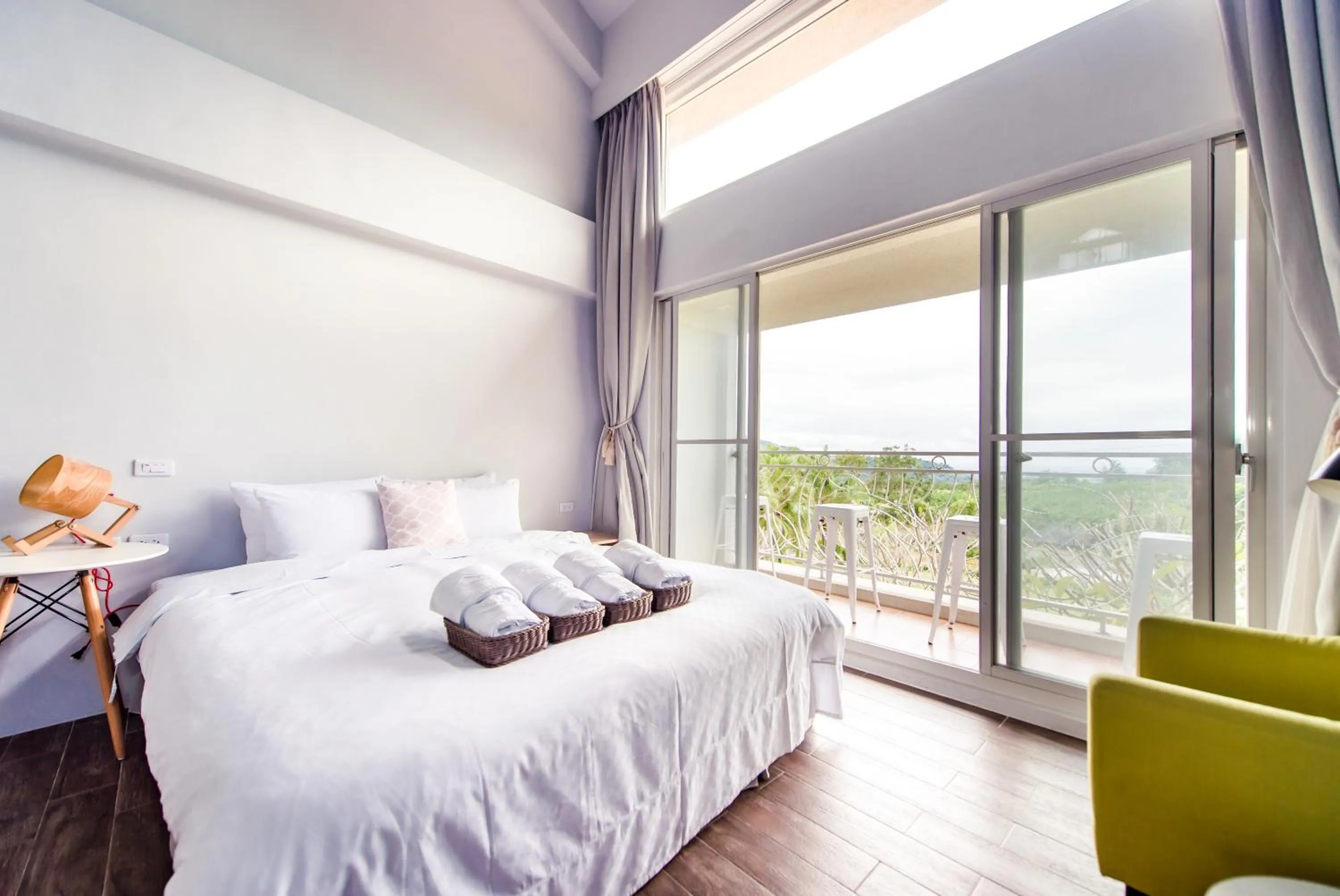 Bedroom, Bed in Miinnon Village B&B