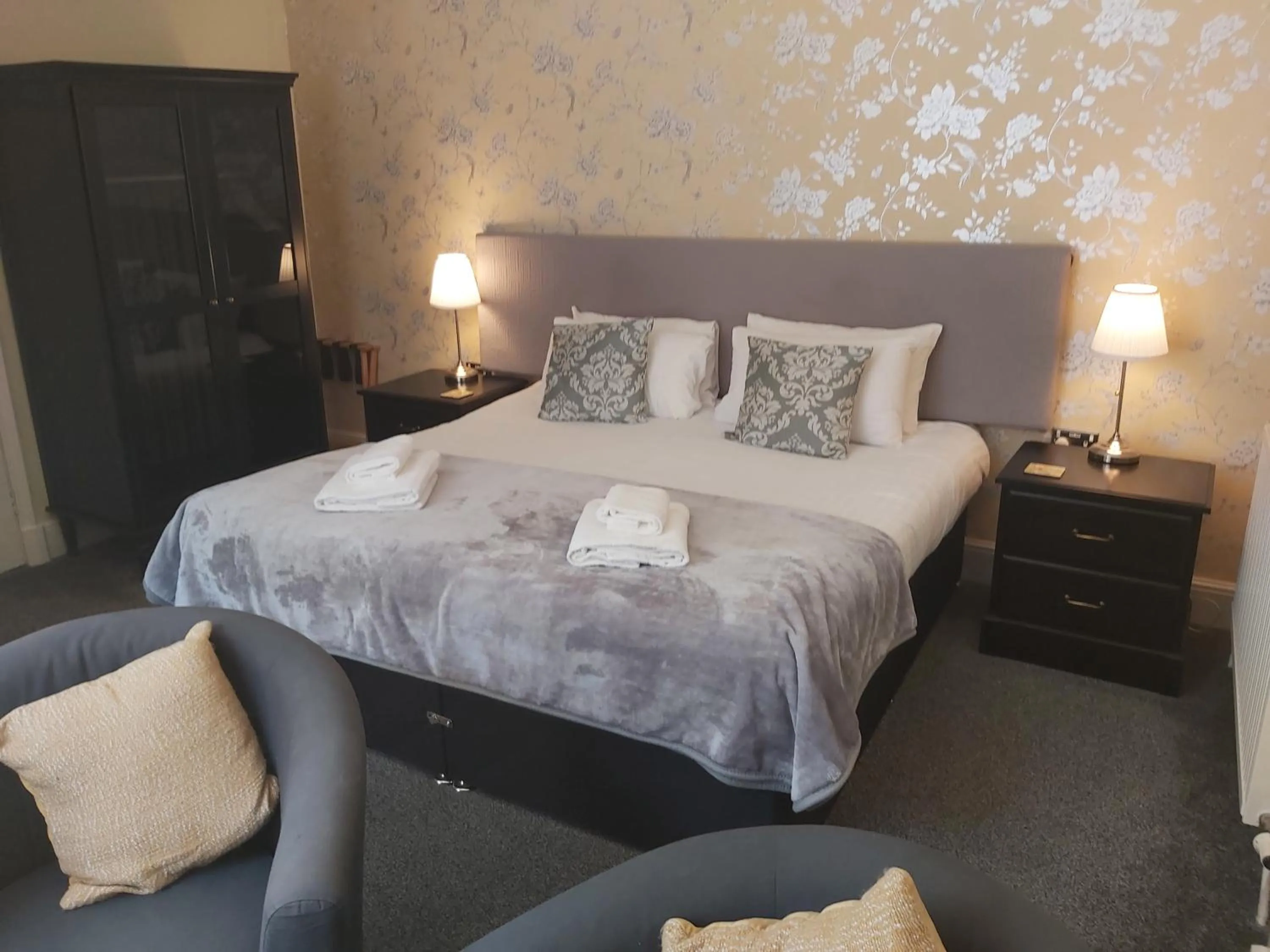 Bed in Elton Guest House