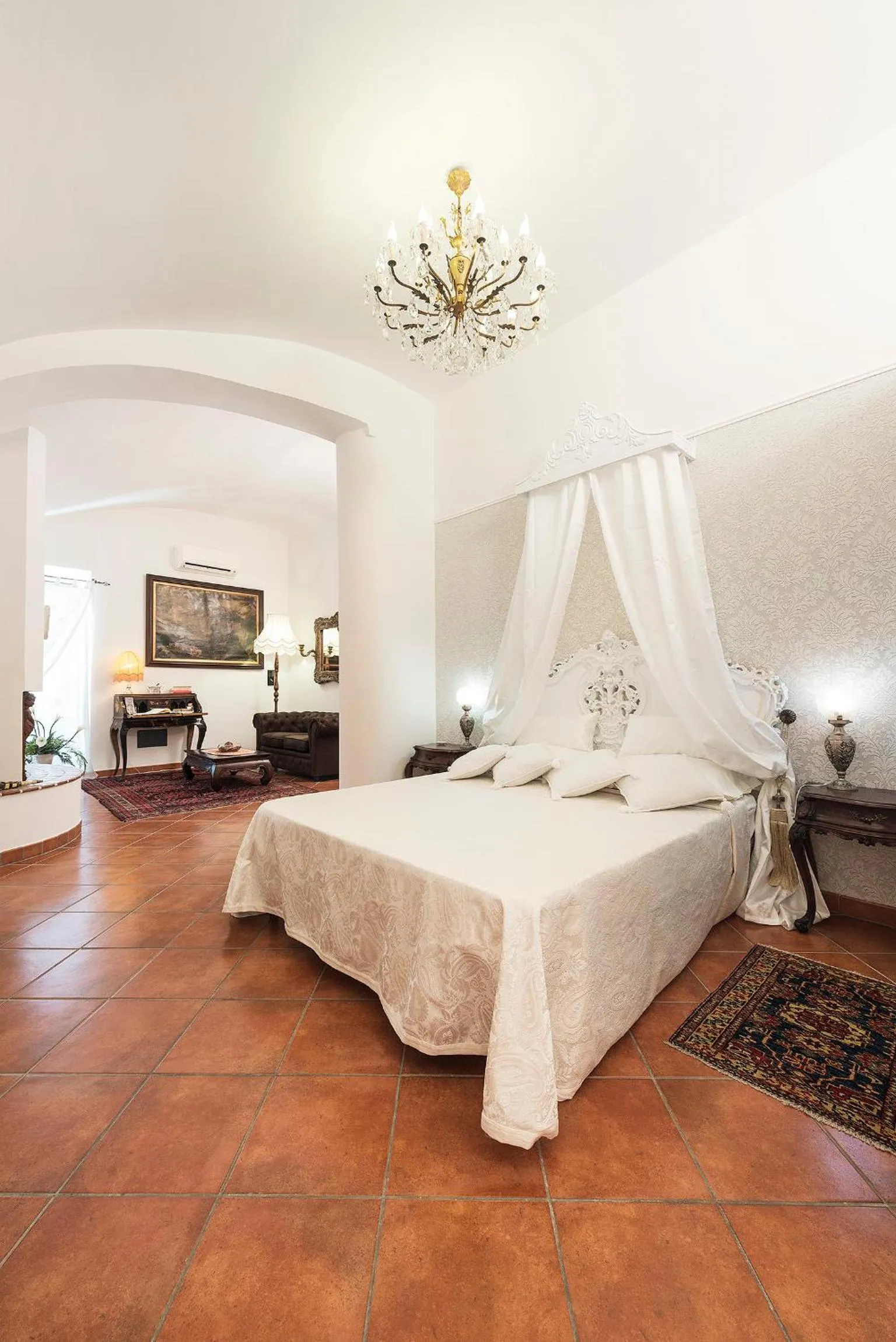 Bed in Palazzo Castelleschi