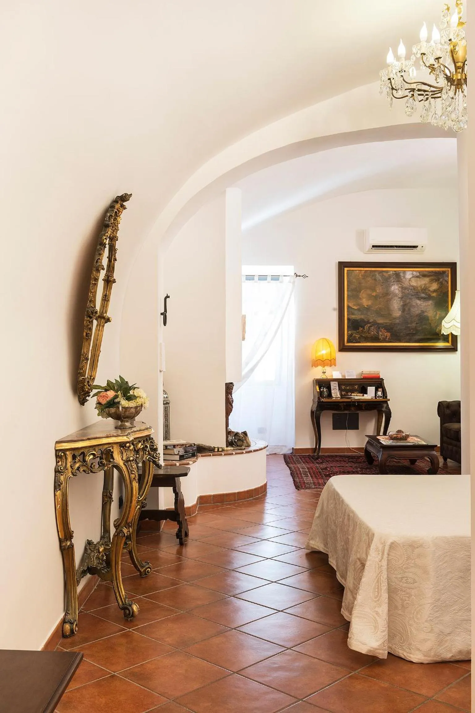 Photo of the whole room, Bed in Palazzo Castelleschi