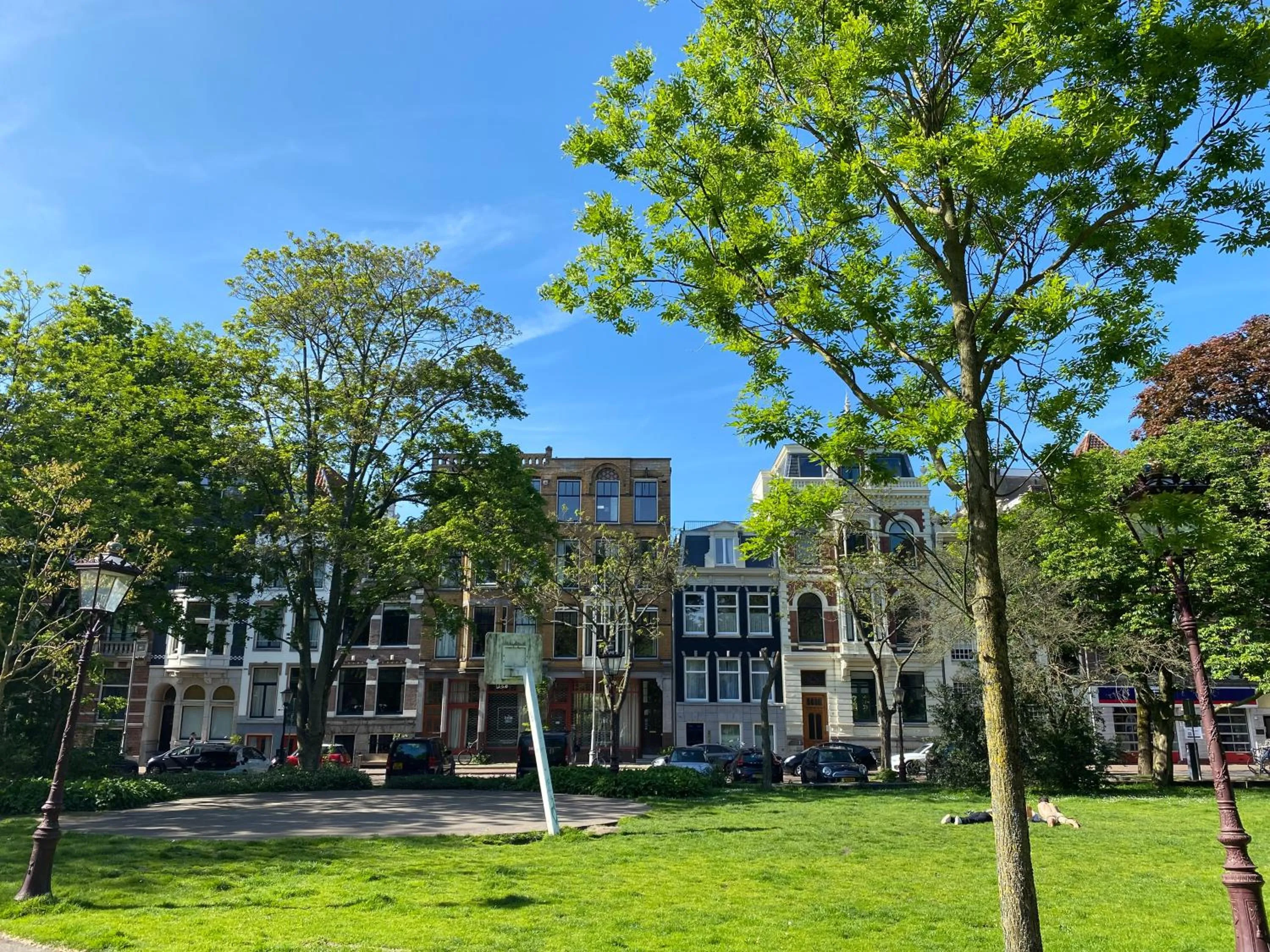 Aqua park in JoyJoyJoy the Black Beauty ecolicious studio in a canal house with French balcony with view on the canals