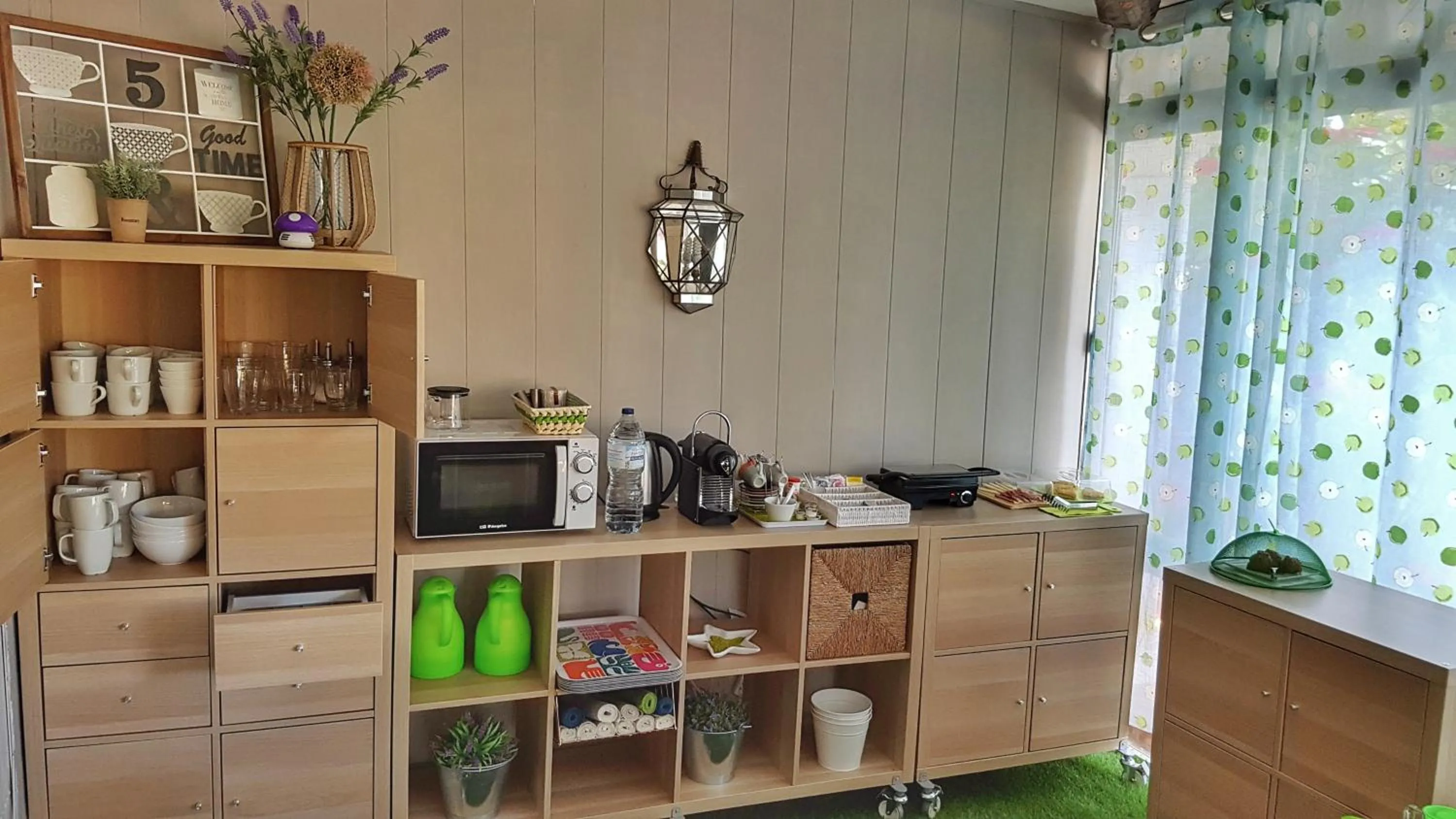 Buffet breakfast, Kitchen/Kitchenette in El Nácar Bed & Breakfast