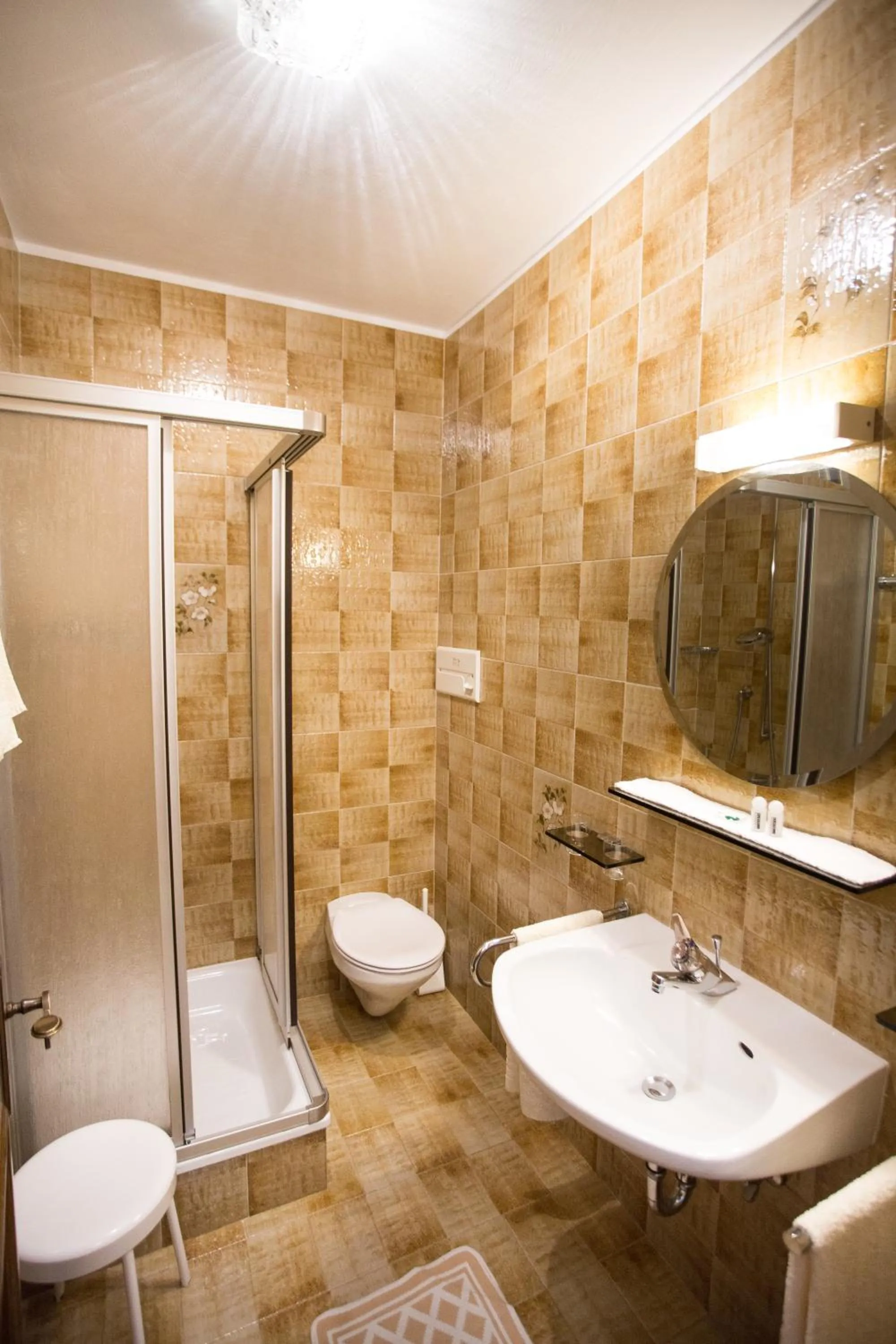 Shower in Residence Rienz